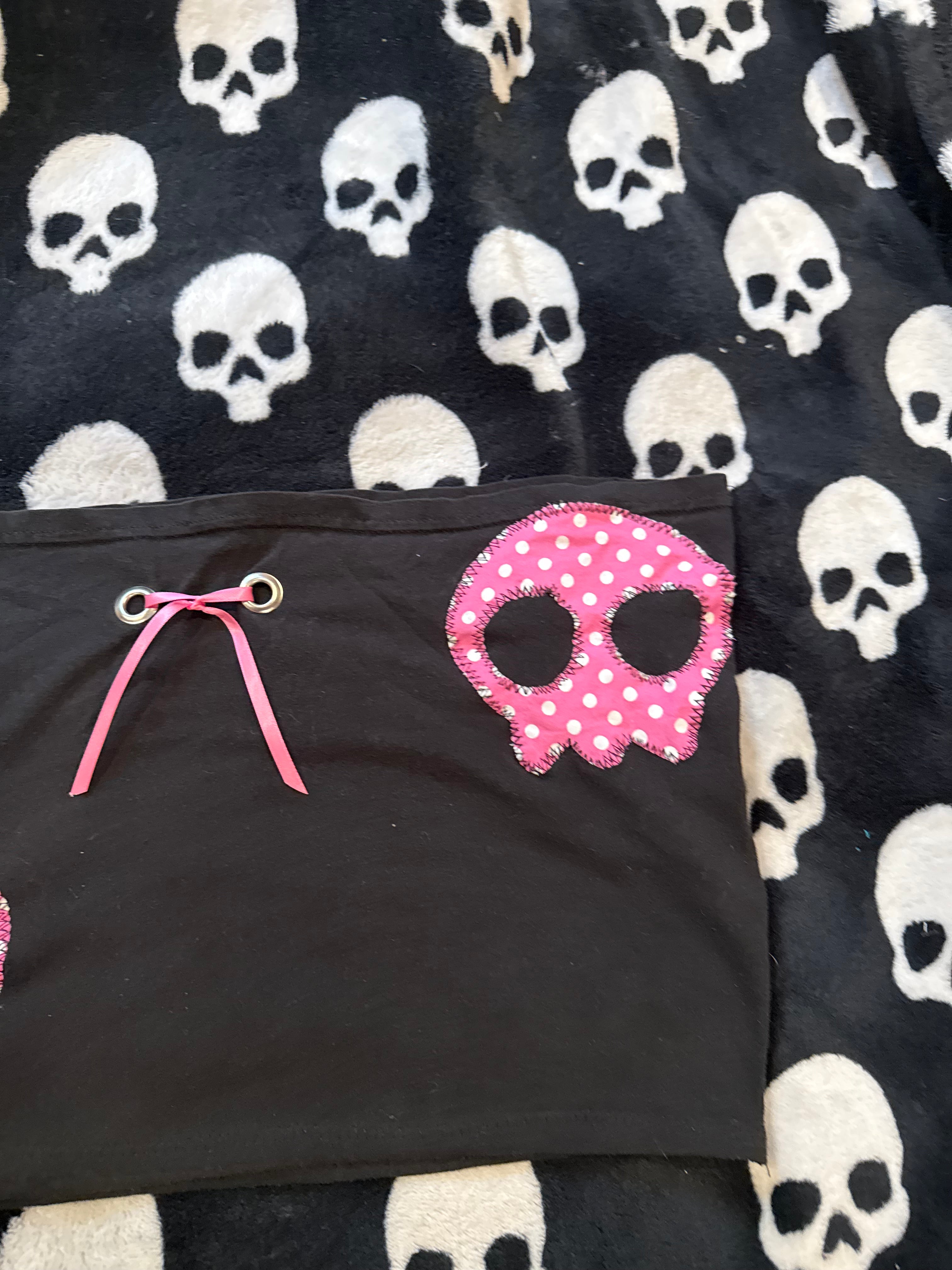 pink & white skull tube top size 2xl