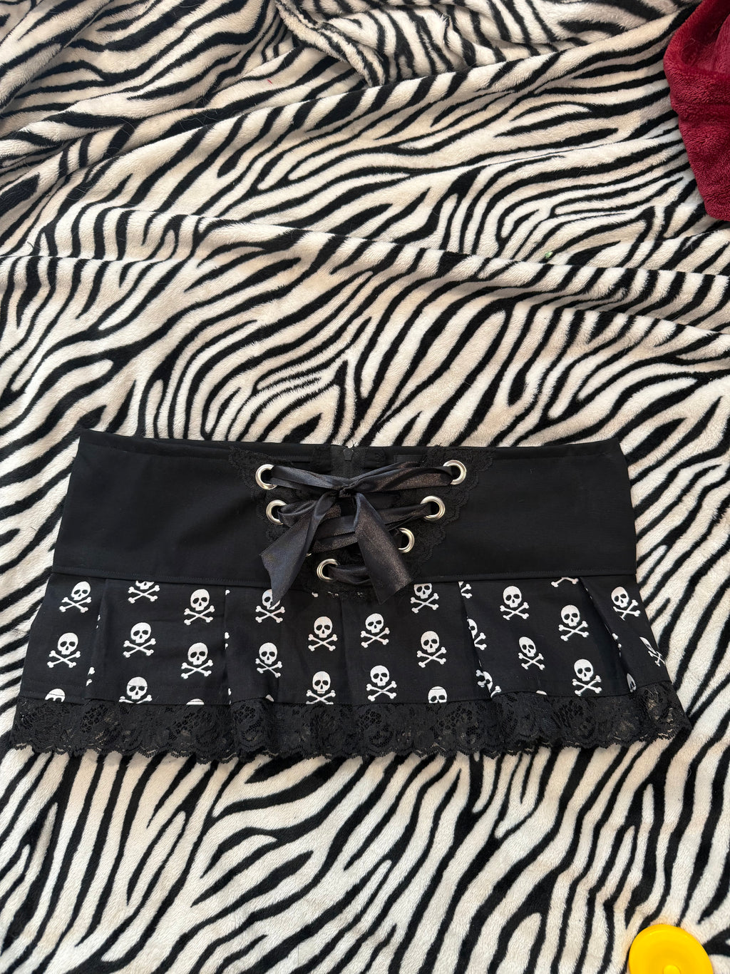 lace up corset skull skirt size s