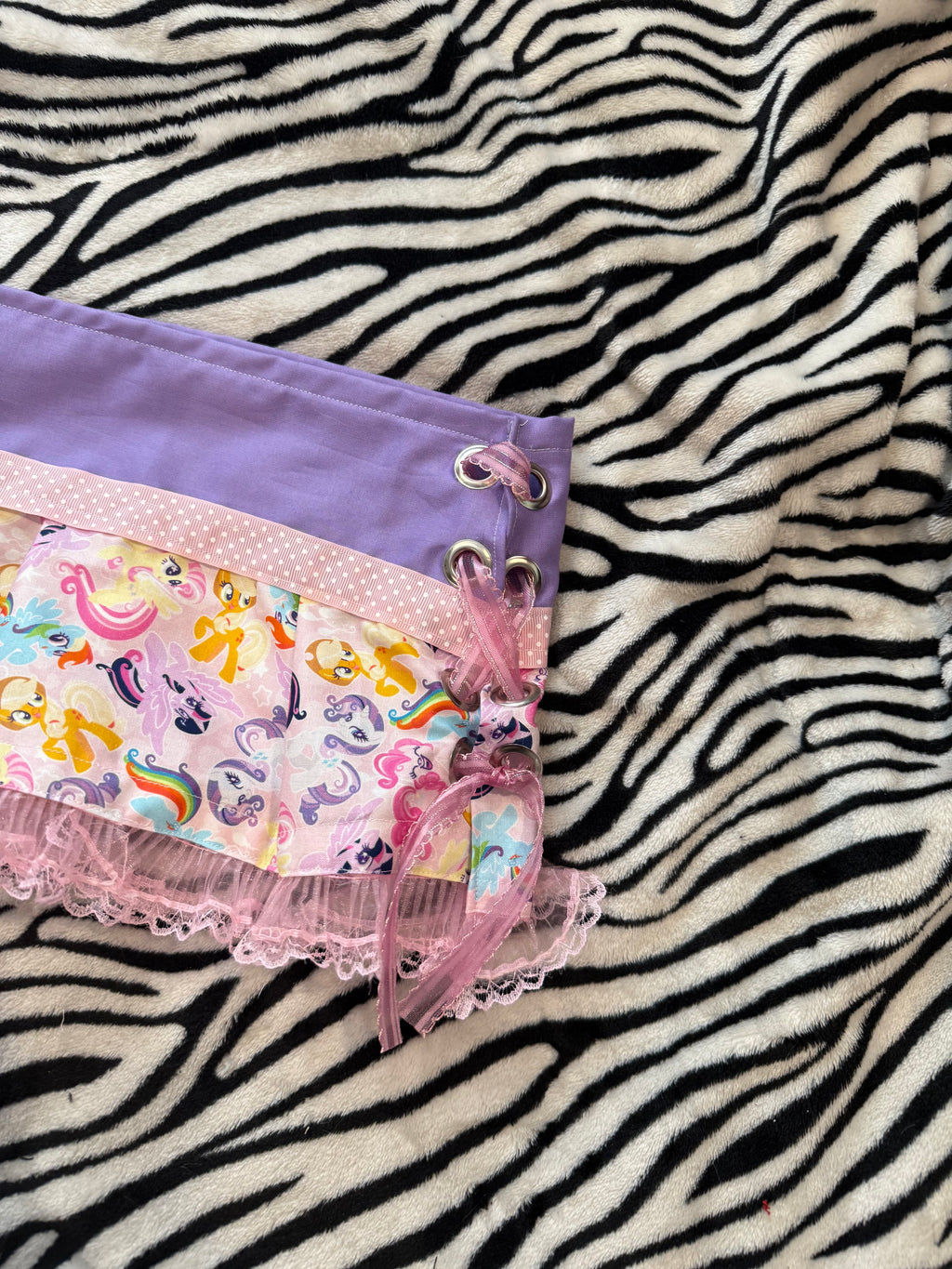 mlp lace up skirt size L