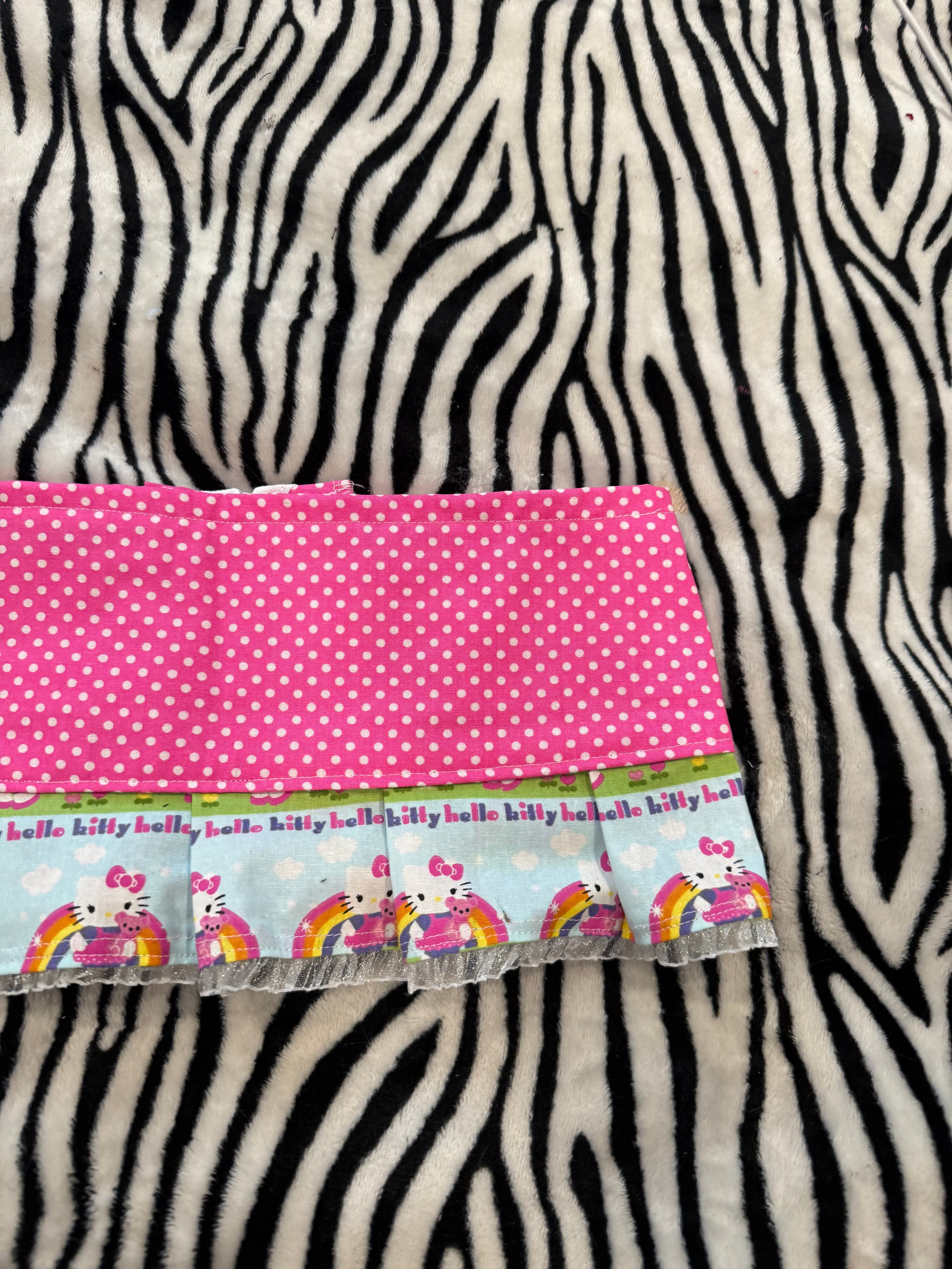 polka dot hello kitty mini skirt size xxs