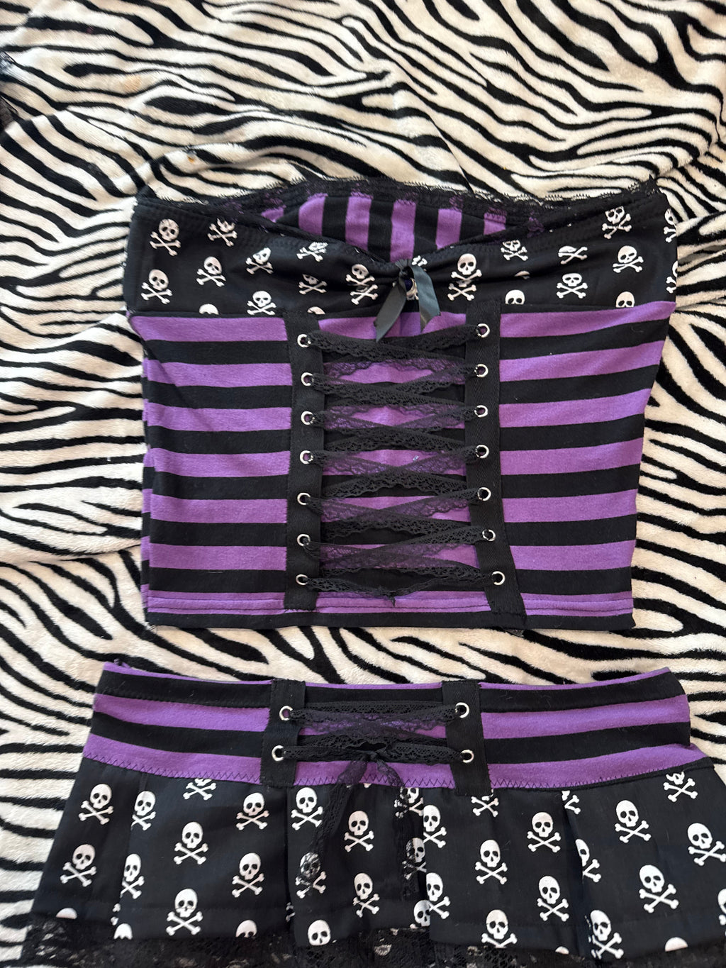purple & black skull set size s