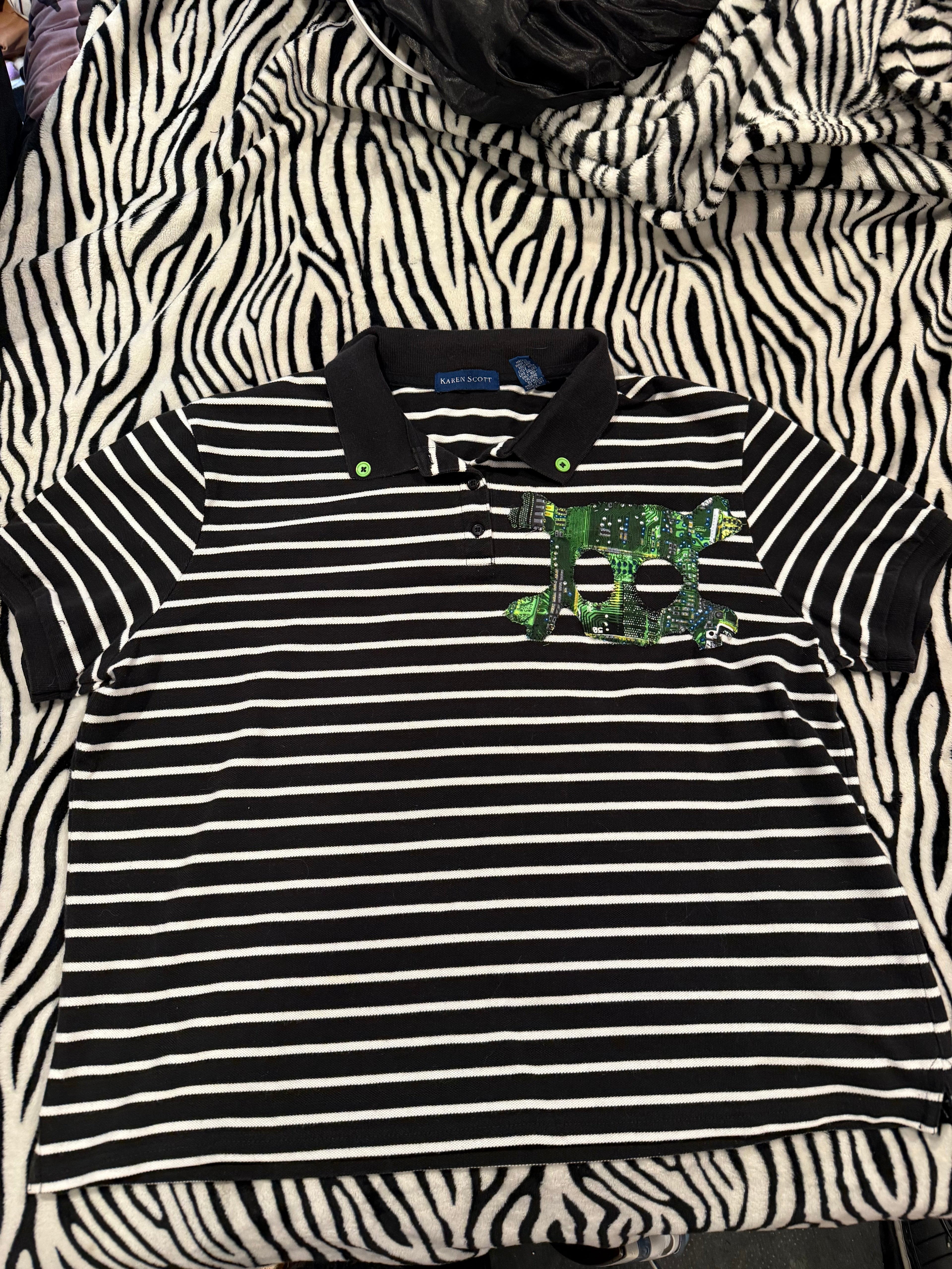 striped circuit board polo size xl
