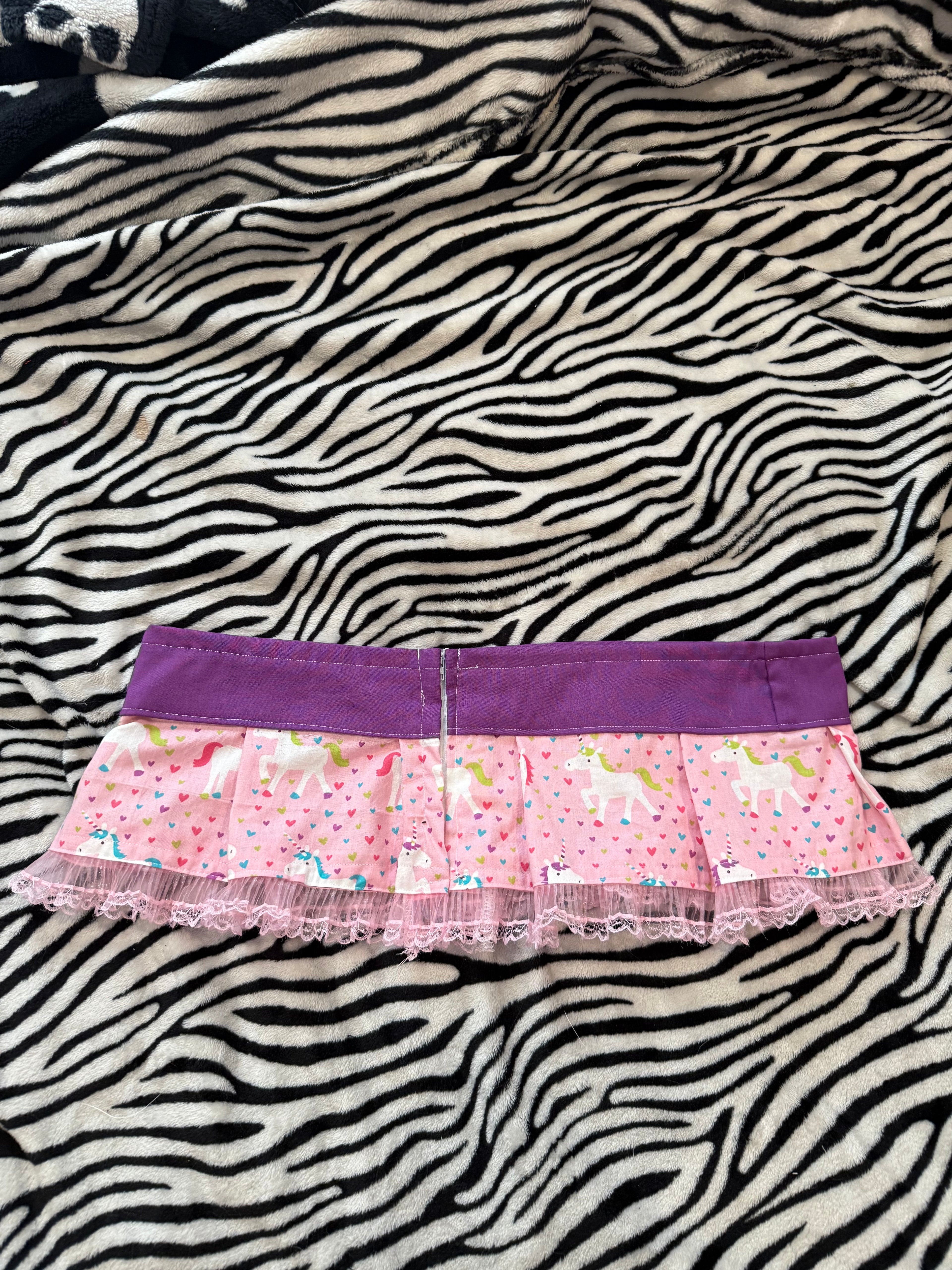 unicorn button skirt size m