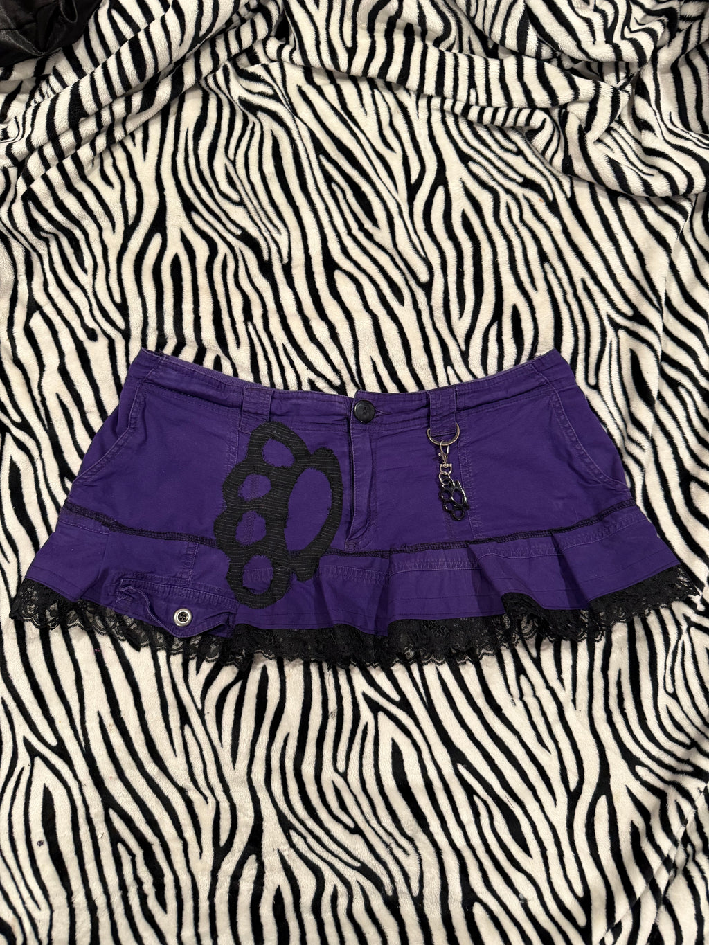 purple brass knuckle skirt size L