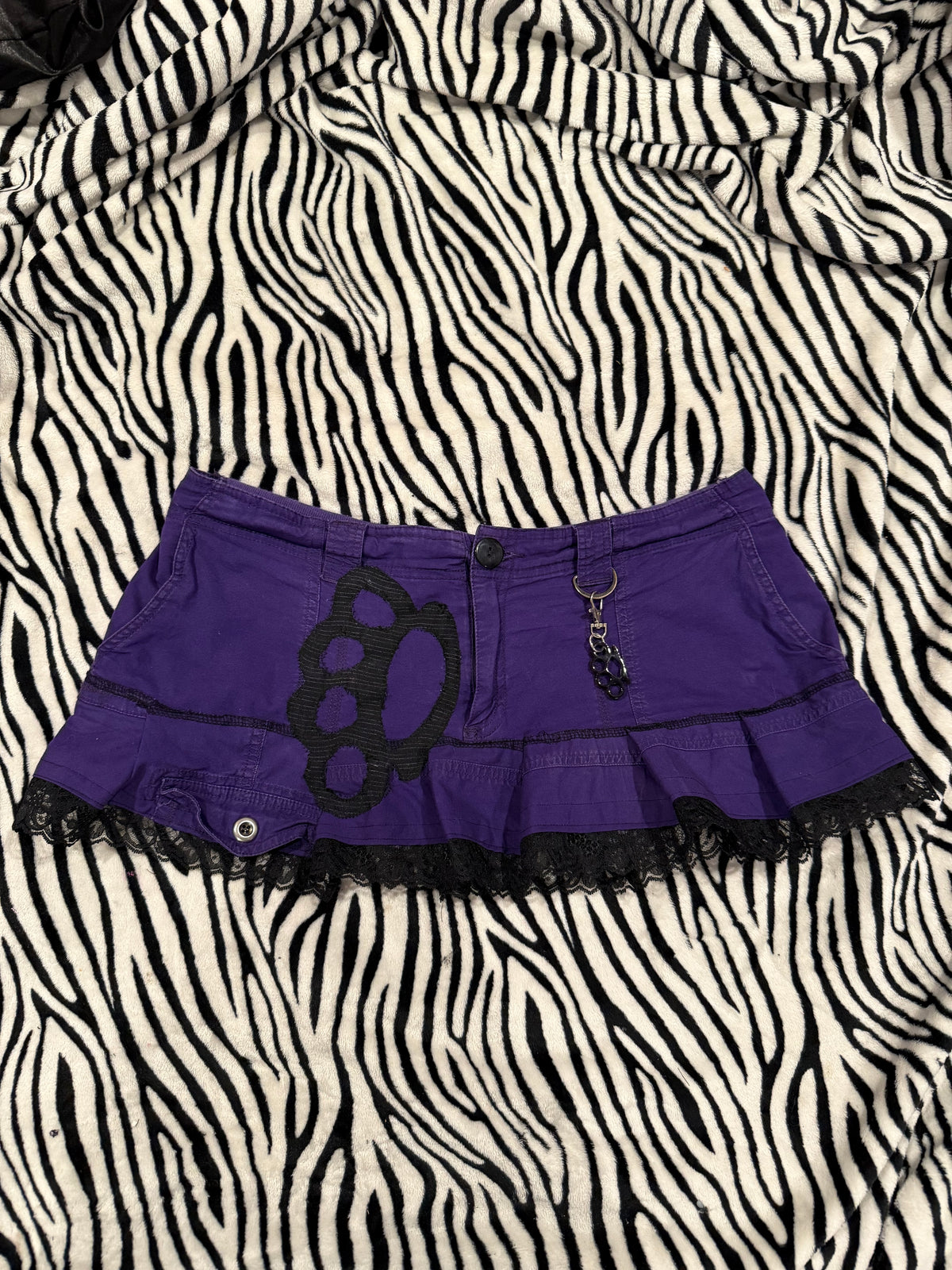 purple brass knuckle skirt size L