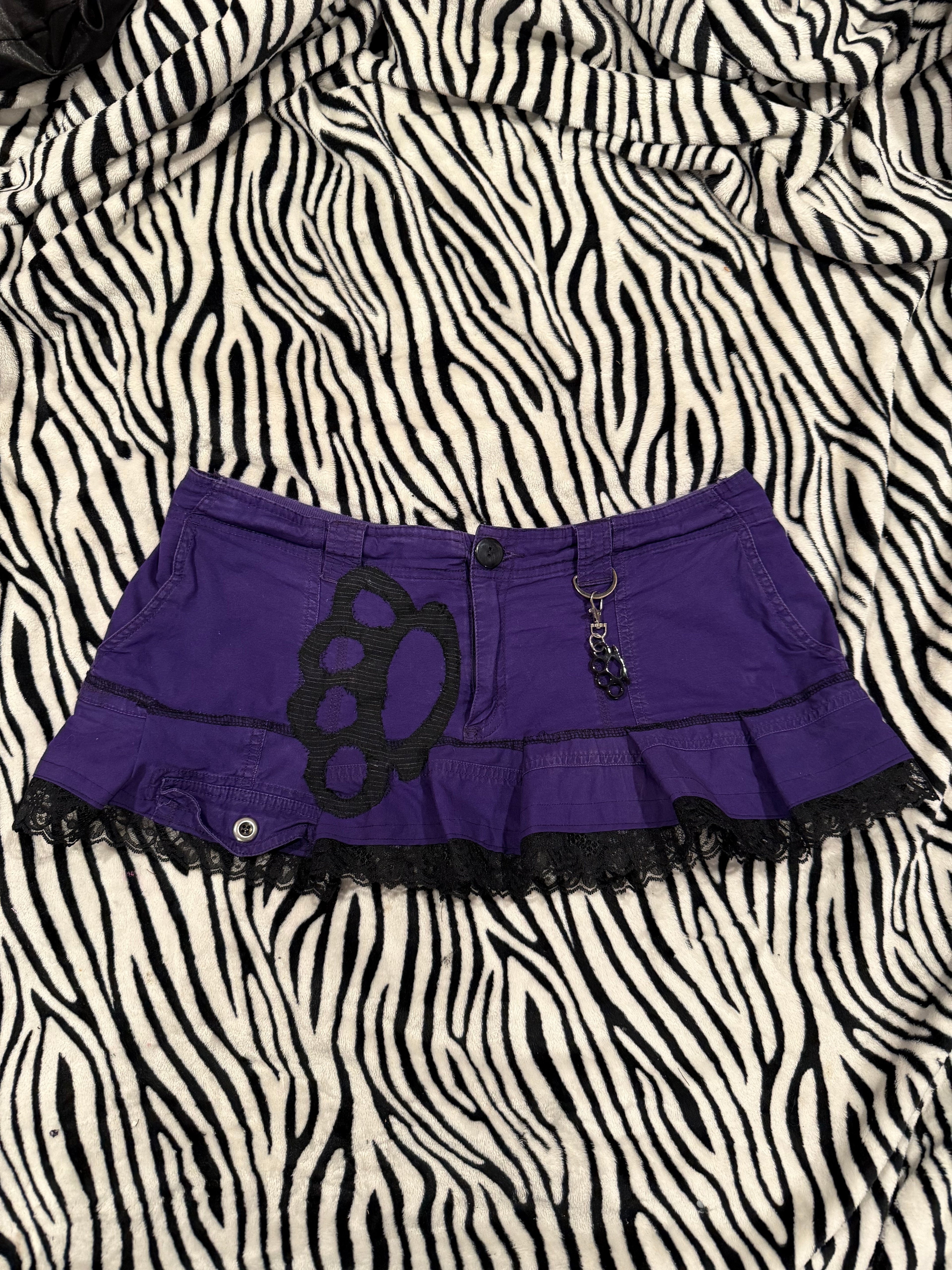 purple brass knuckle skirt size L