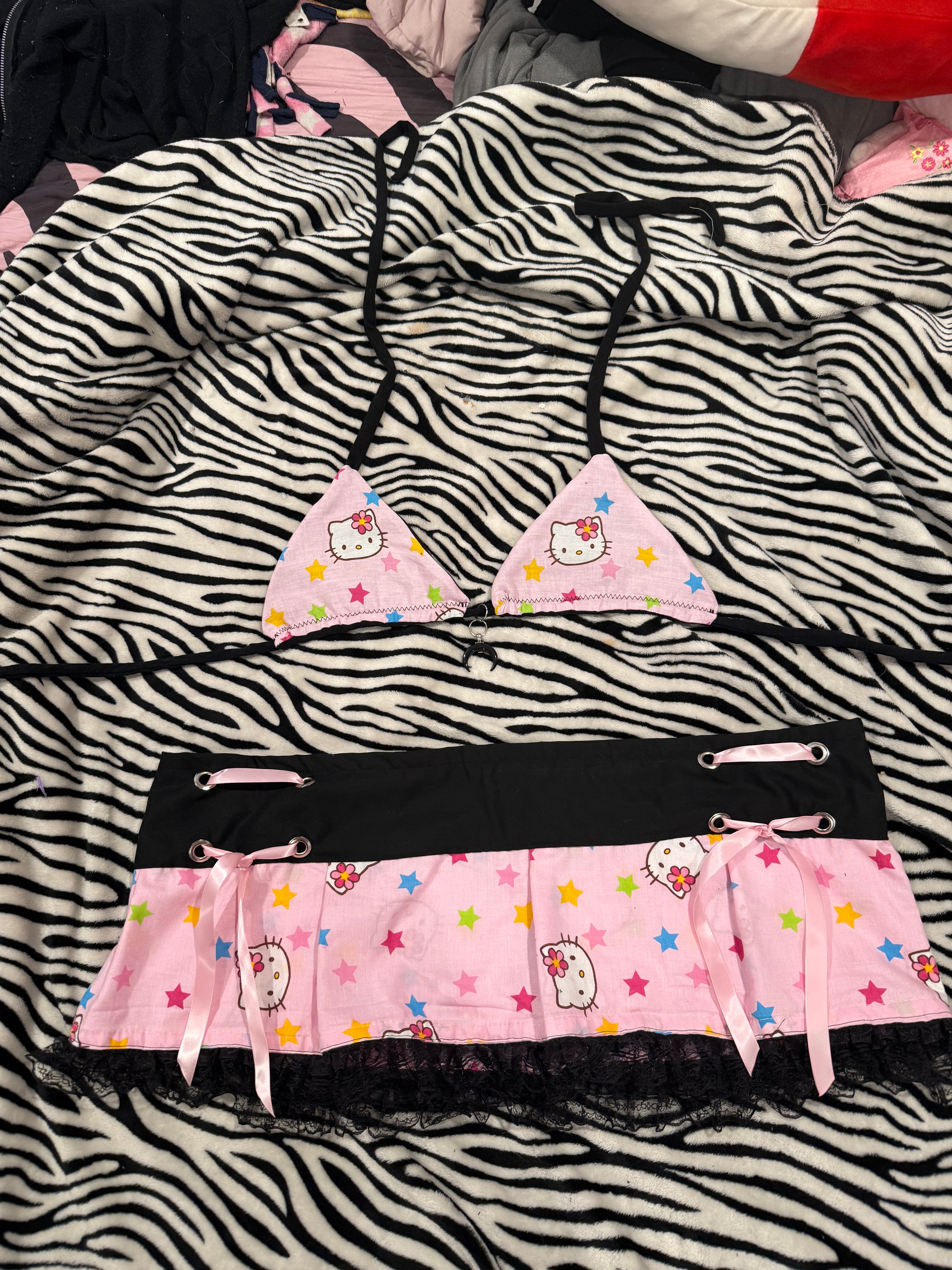 hello kitty set size 2xl