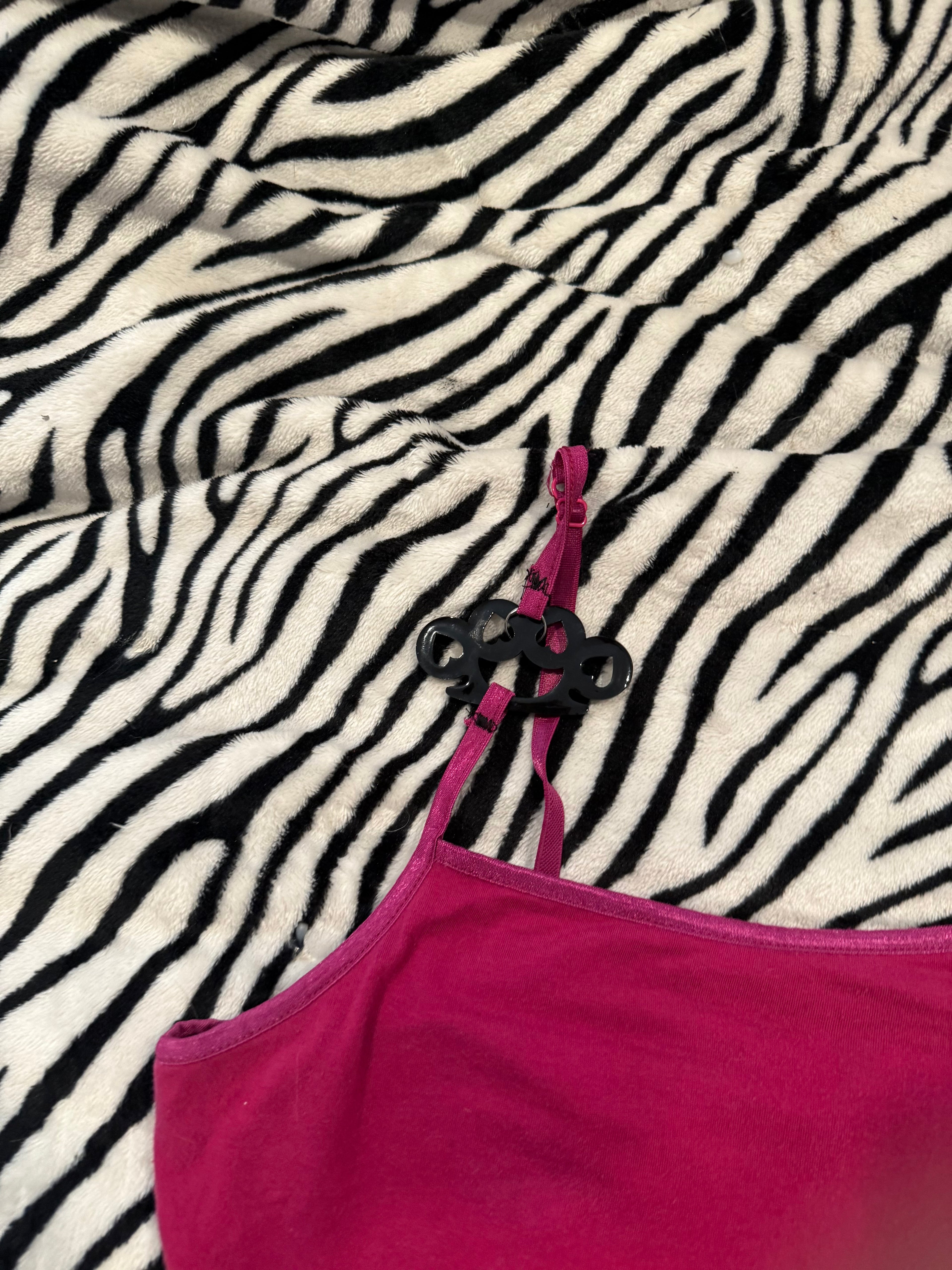 magenta brass knuckle top size m