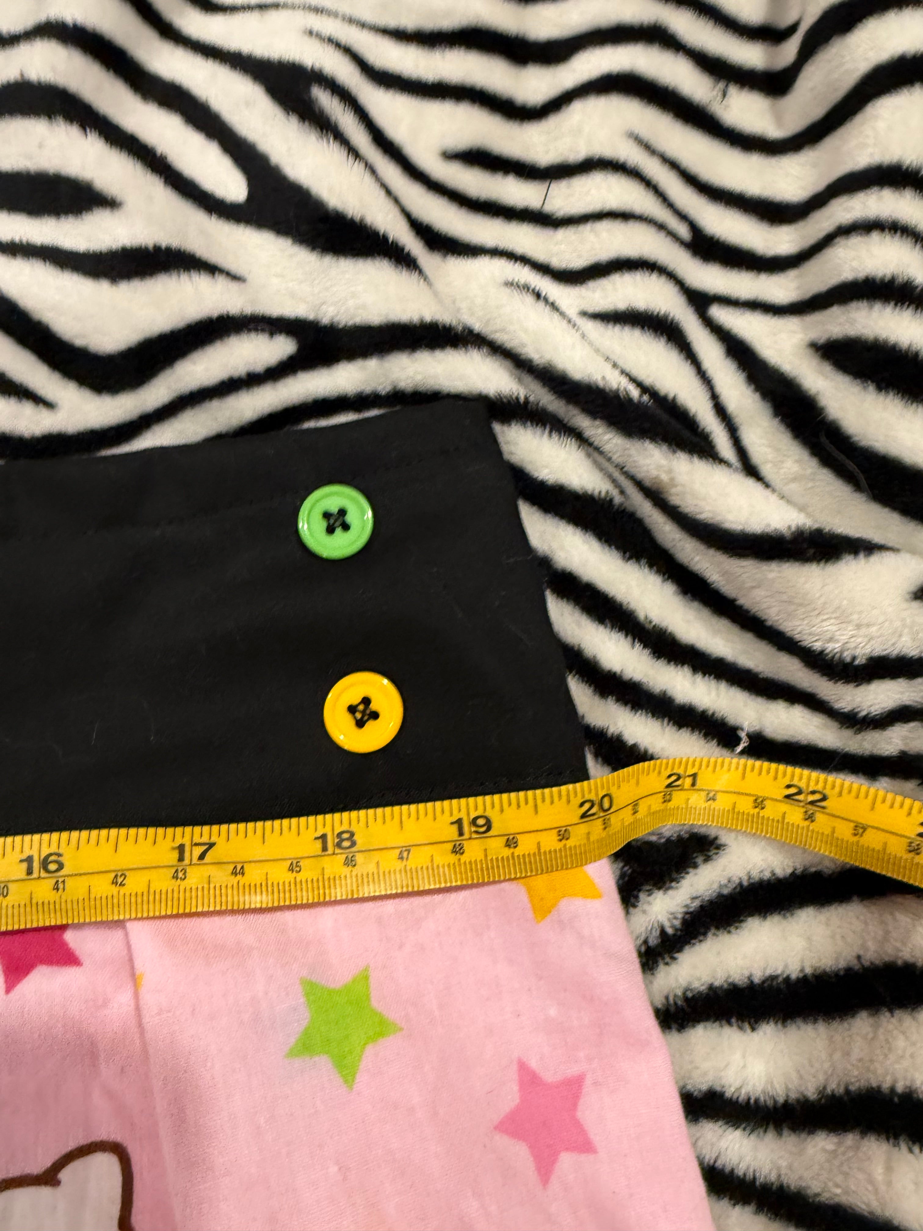 hello kitty skirt size L