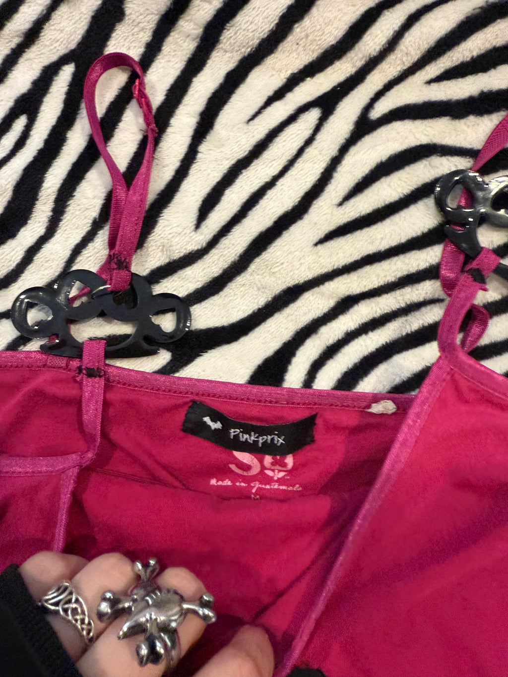 magenta brass knuckle top size m