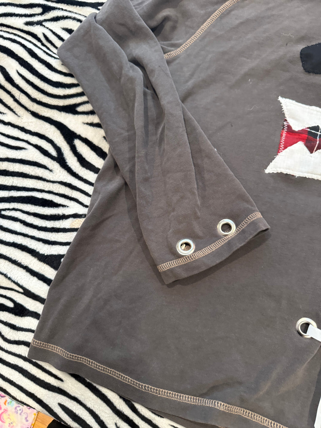 domo zip up size m men’s/ l women’s