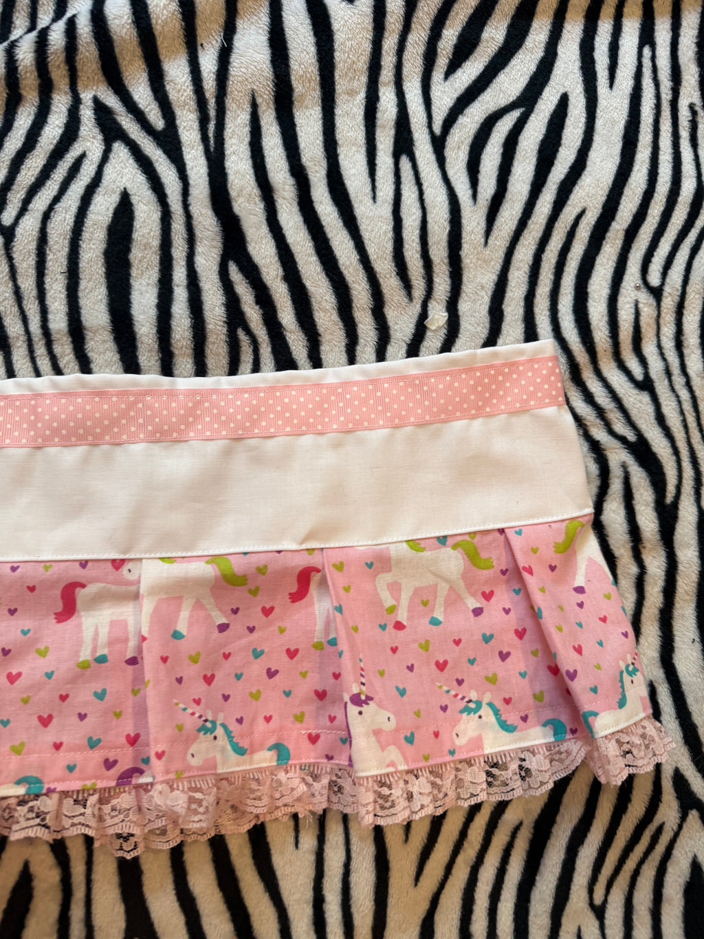 unicorn lace skirt size xs