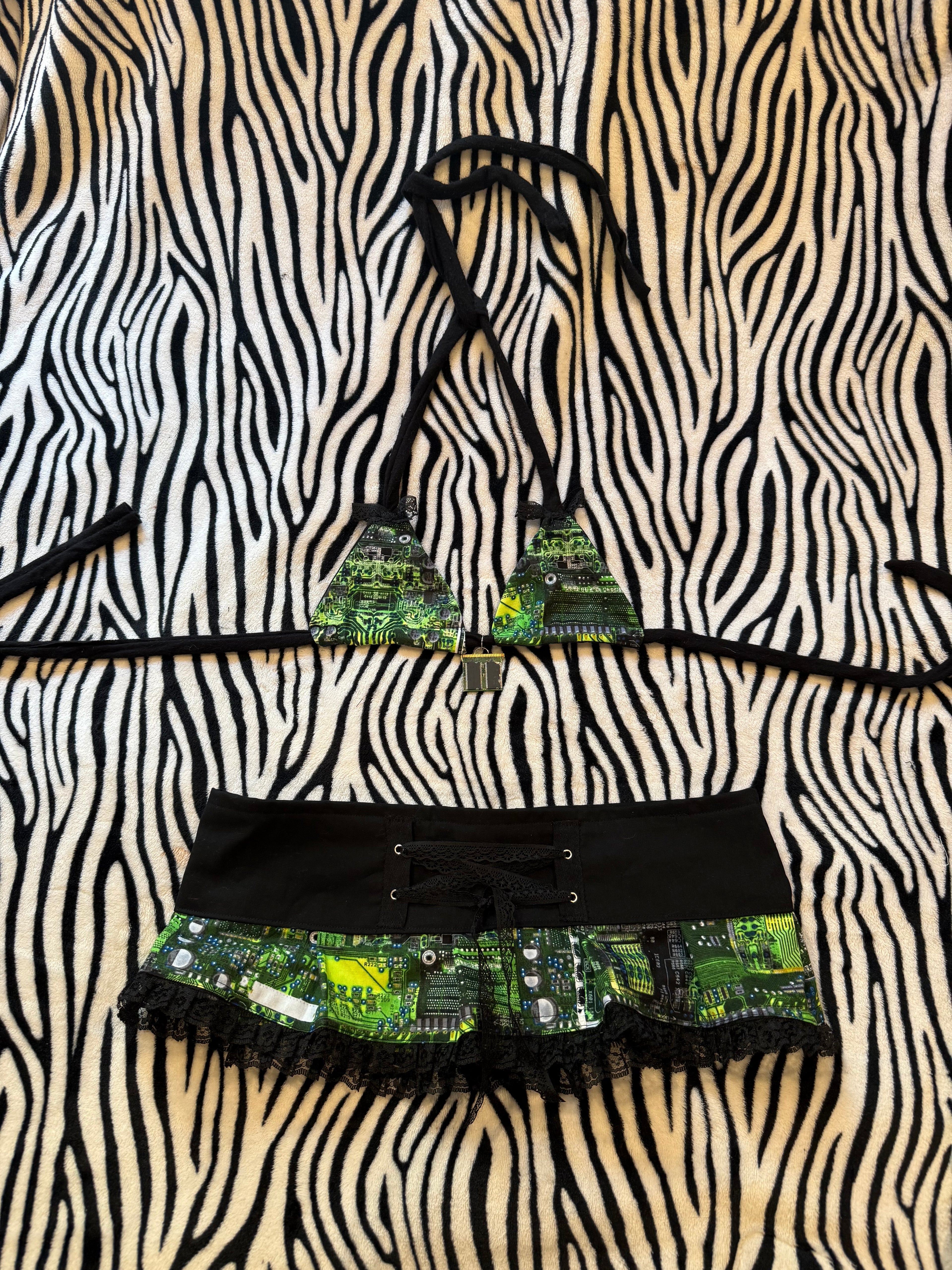 circuit board lace up rave set size xs