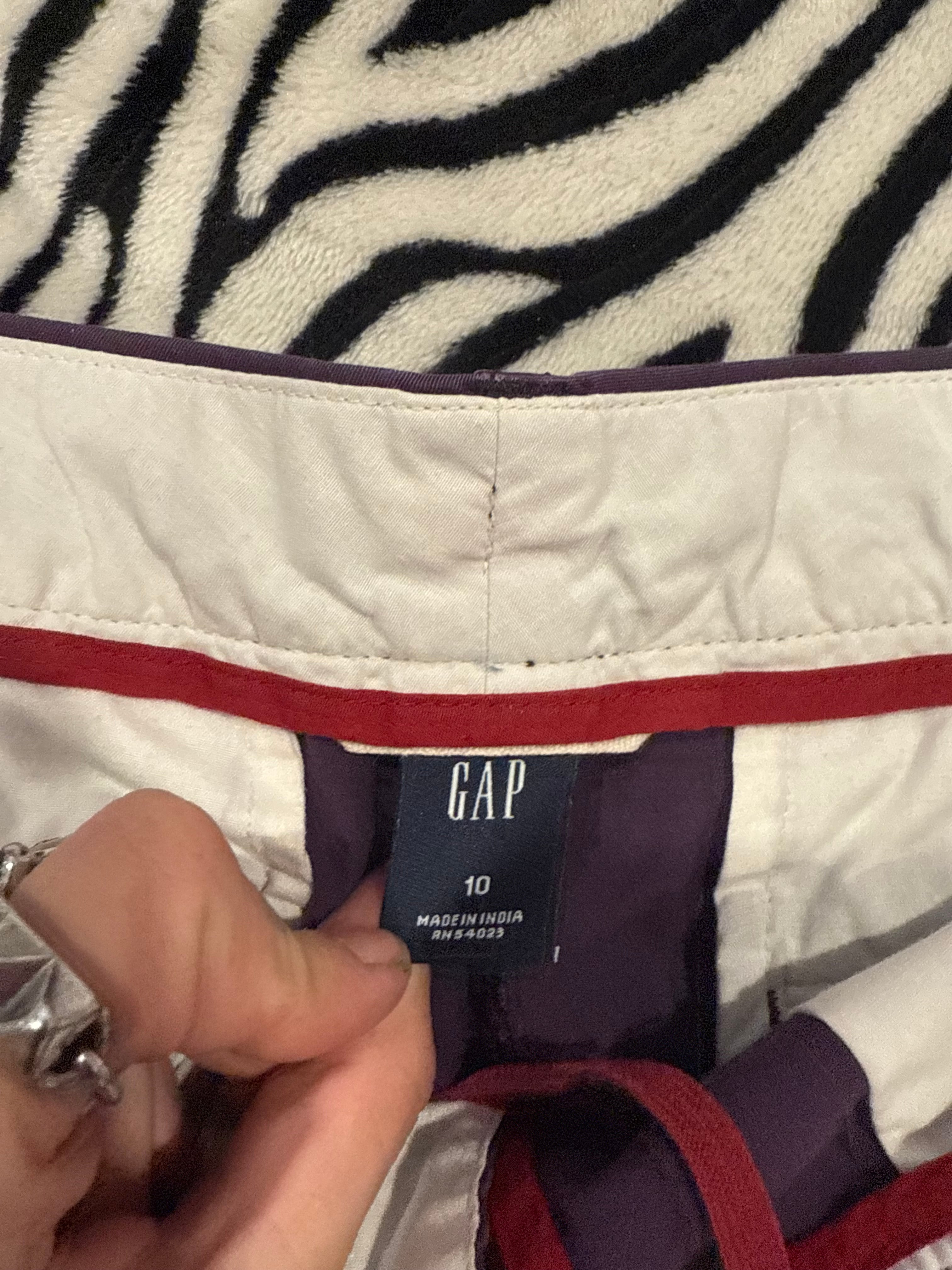 purple & black brass knuckle skirt size L