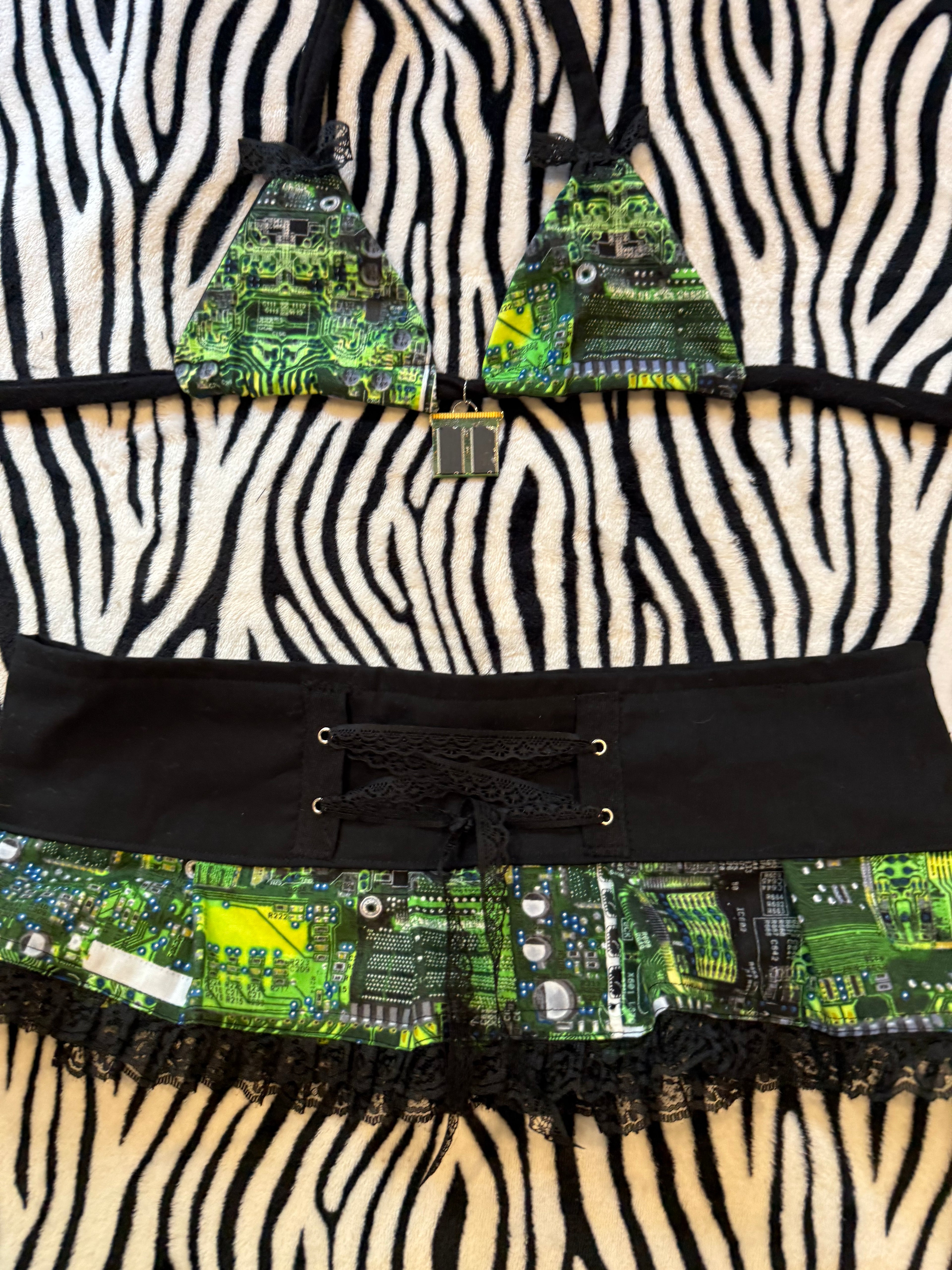 circuit board lace up rave set size xs