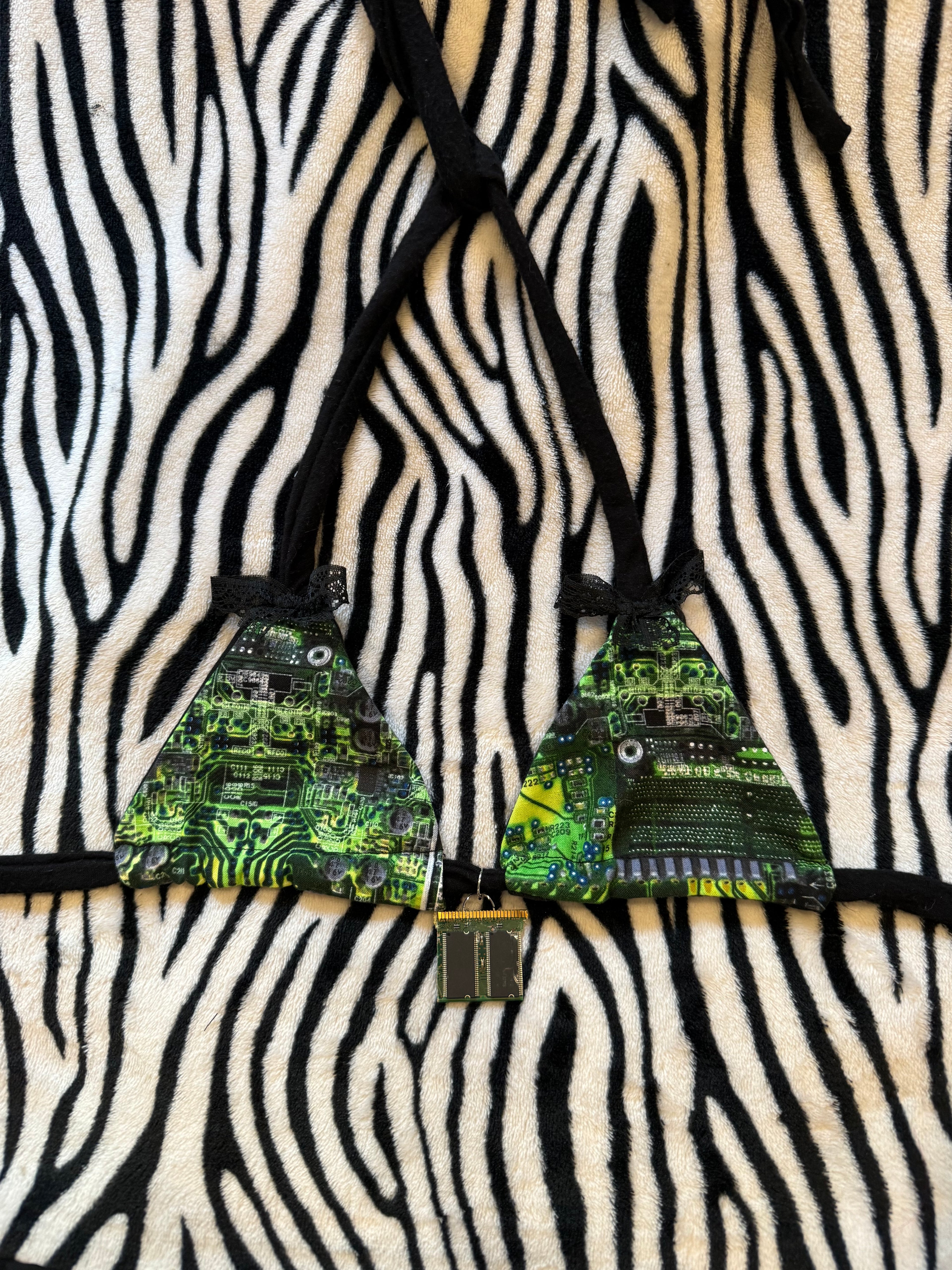 circuit board lace up rave set size xs