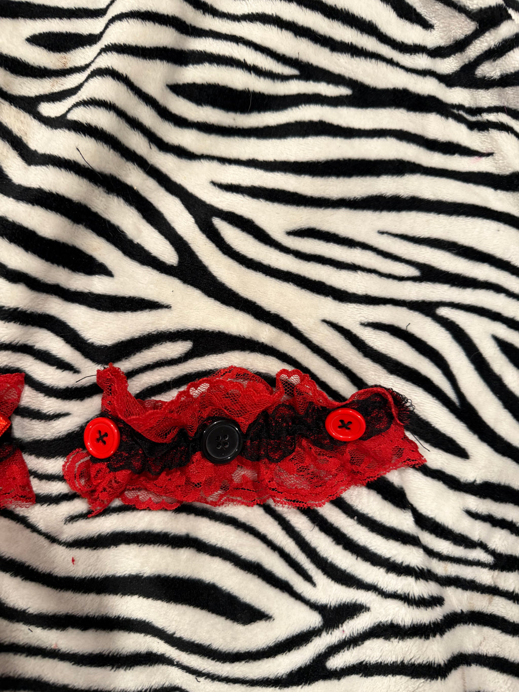 red & black garters size xxs/xs