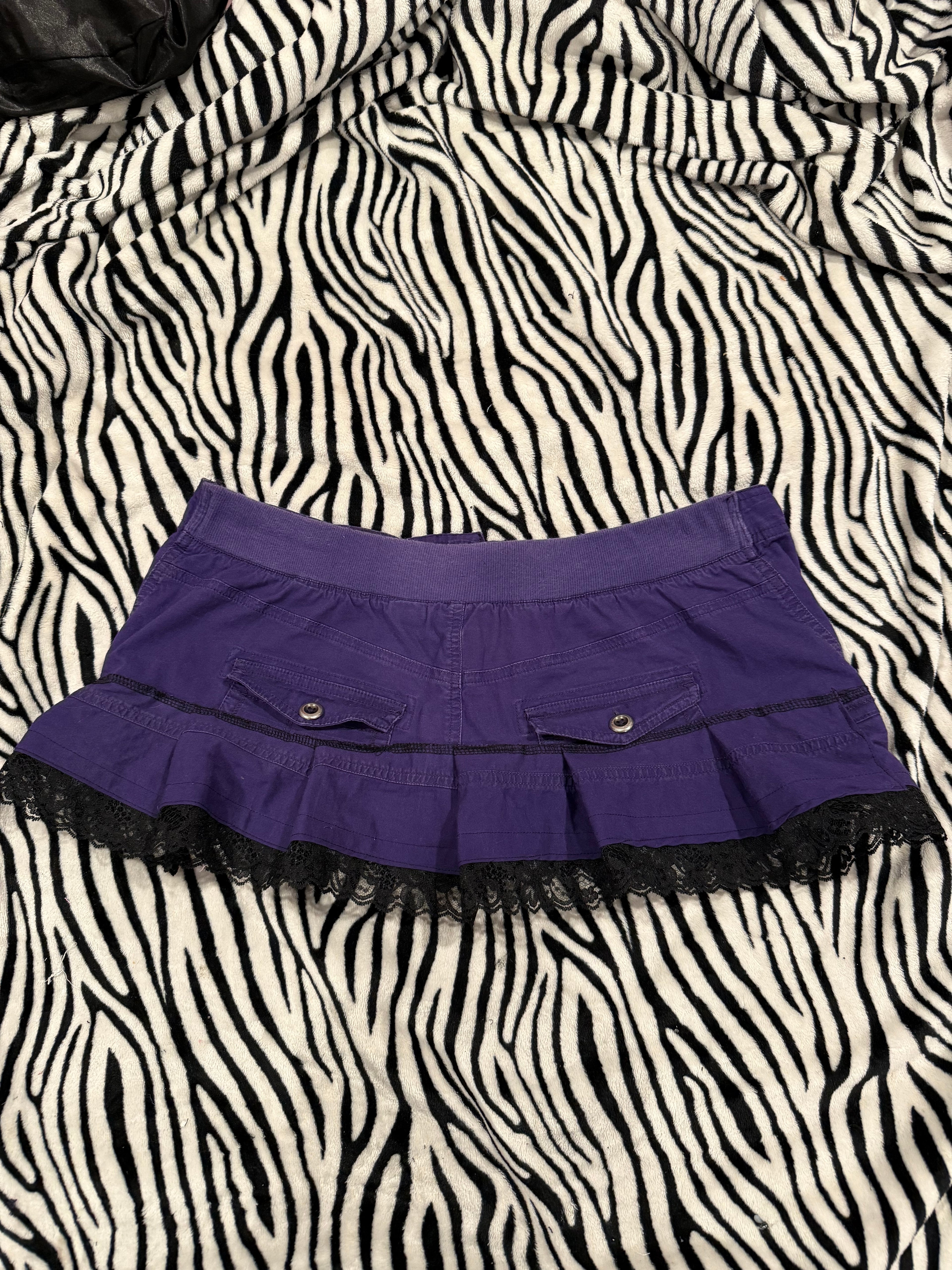purple brass knuckle skirt size L