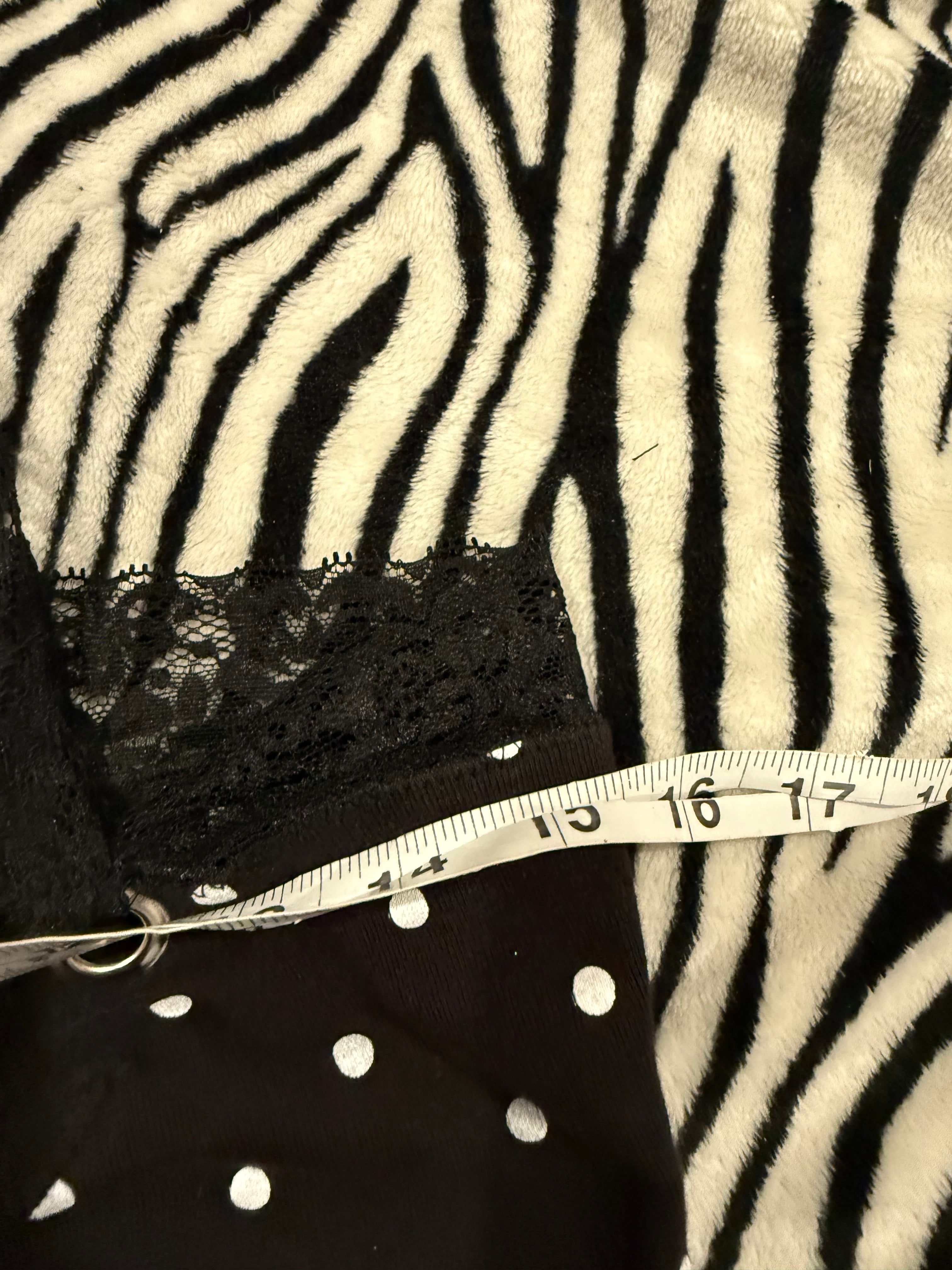 polka dot lace skull halter top size xs/s