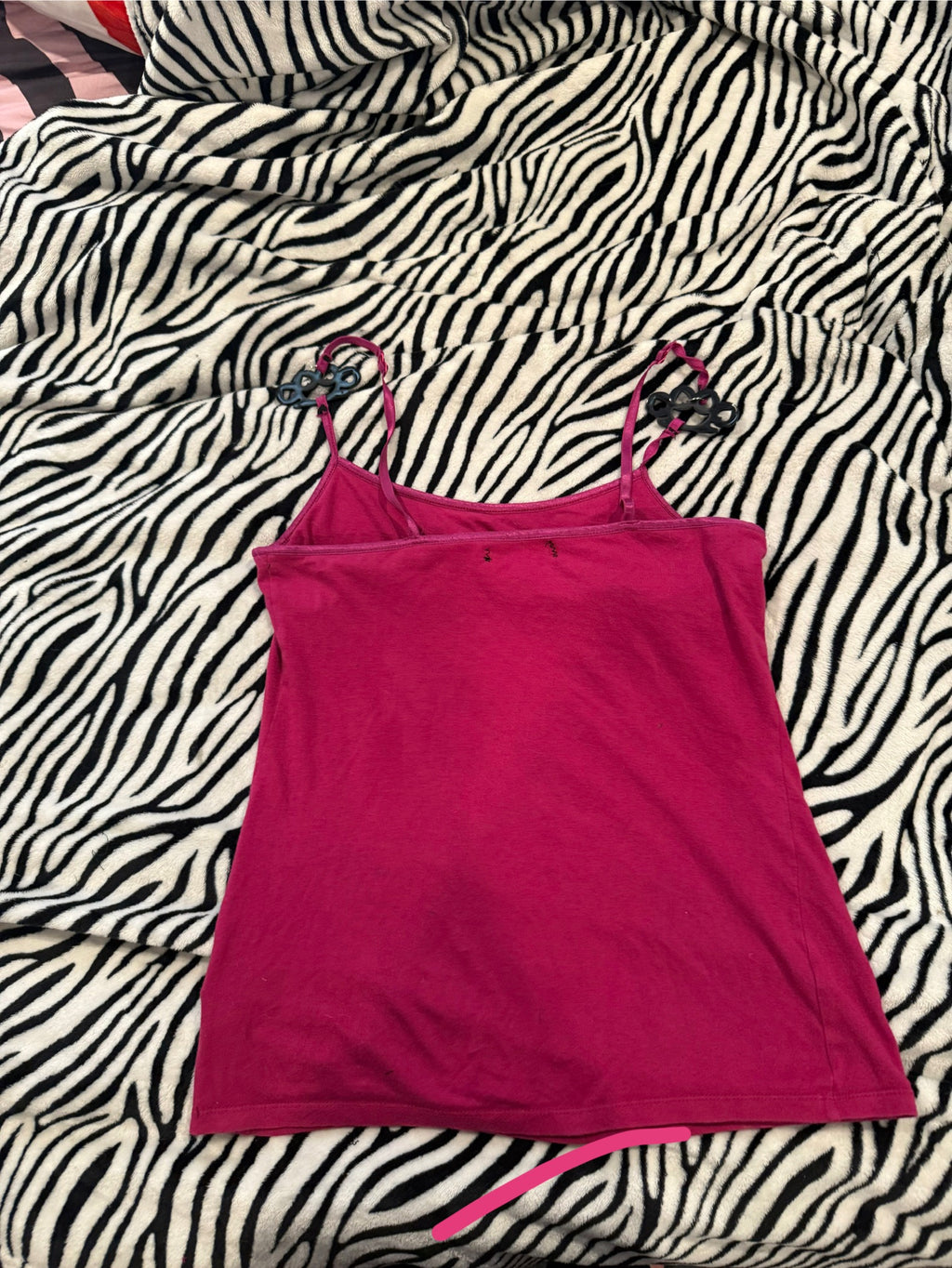 magenta brass knuckle top size m