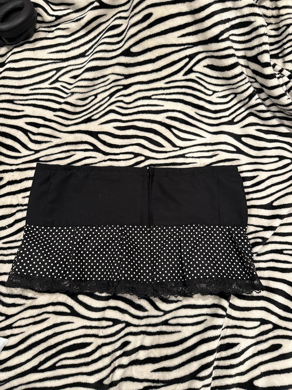 polka dot brass knuckle skirt size s