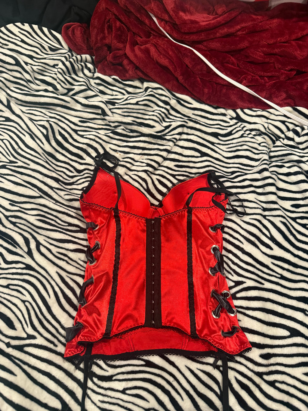 red & black lace corset top size xs/s