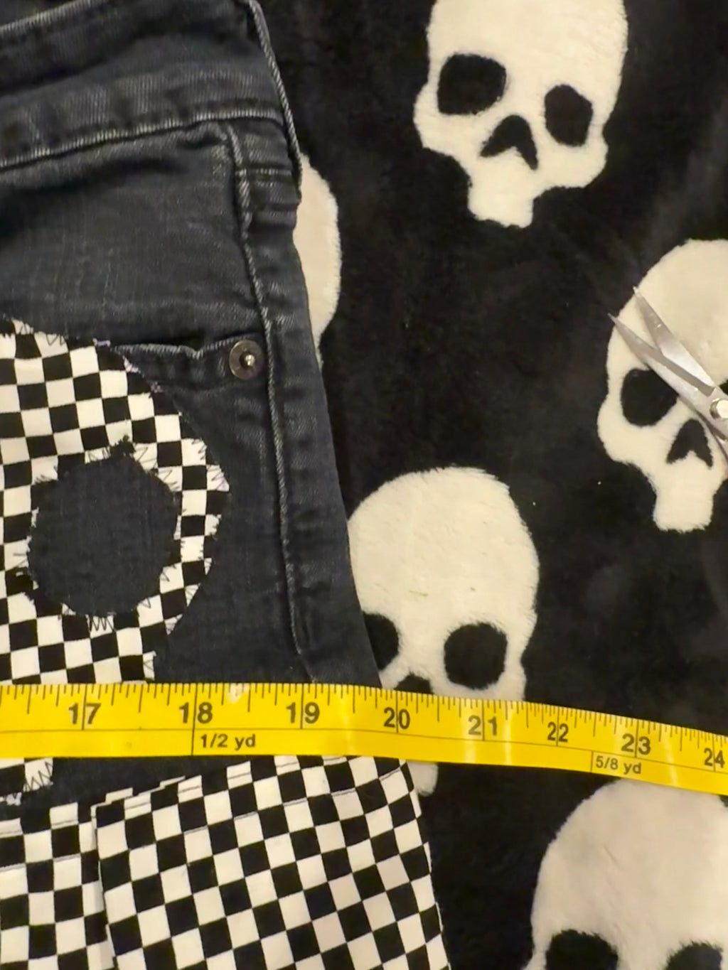 black & white checkered skull skirt size m/l