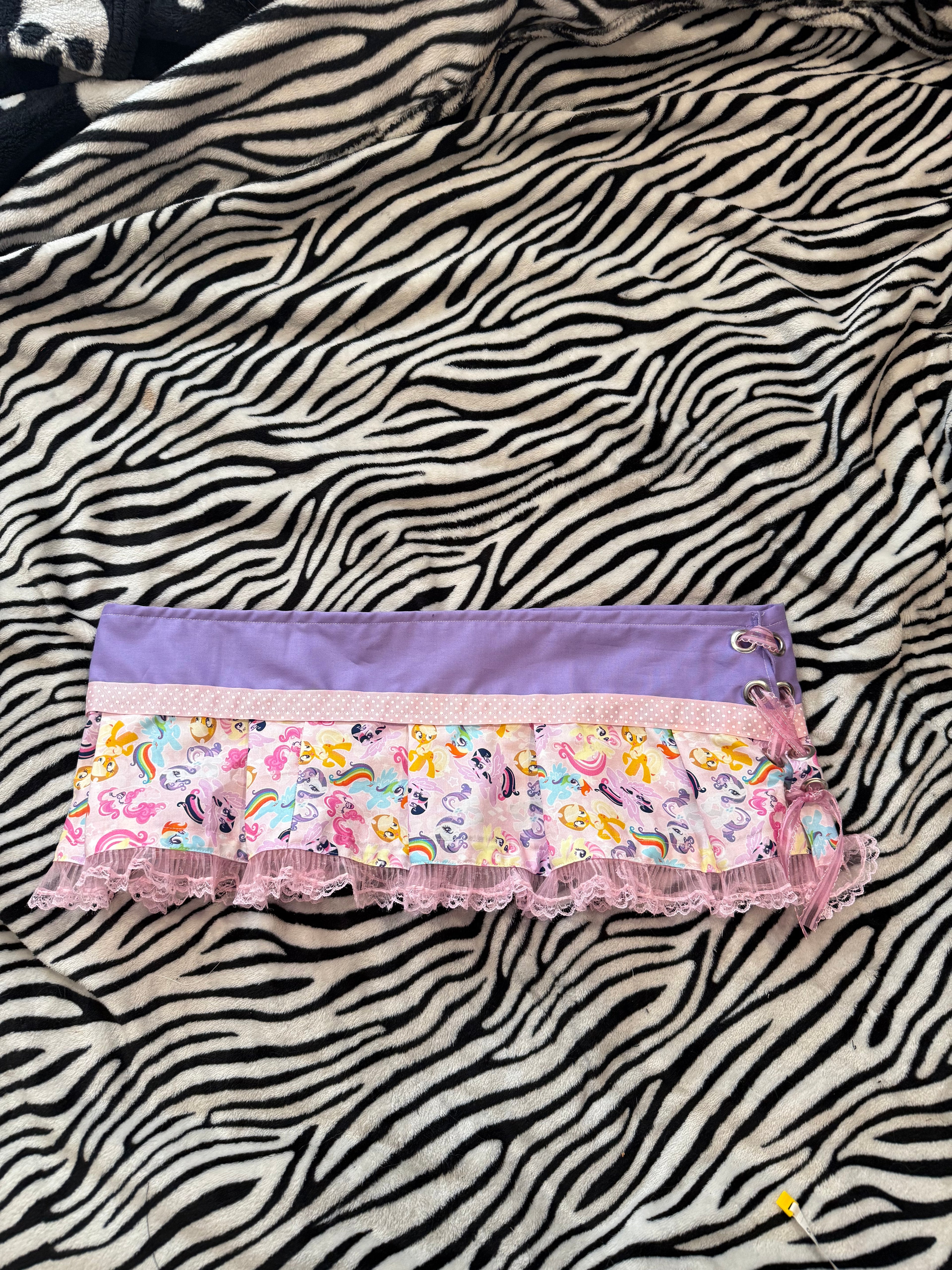 mlp lace up skirt size L