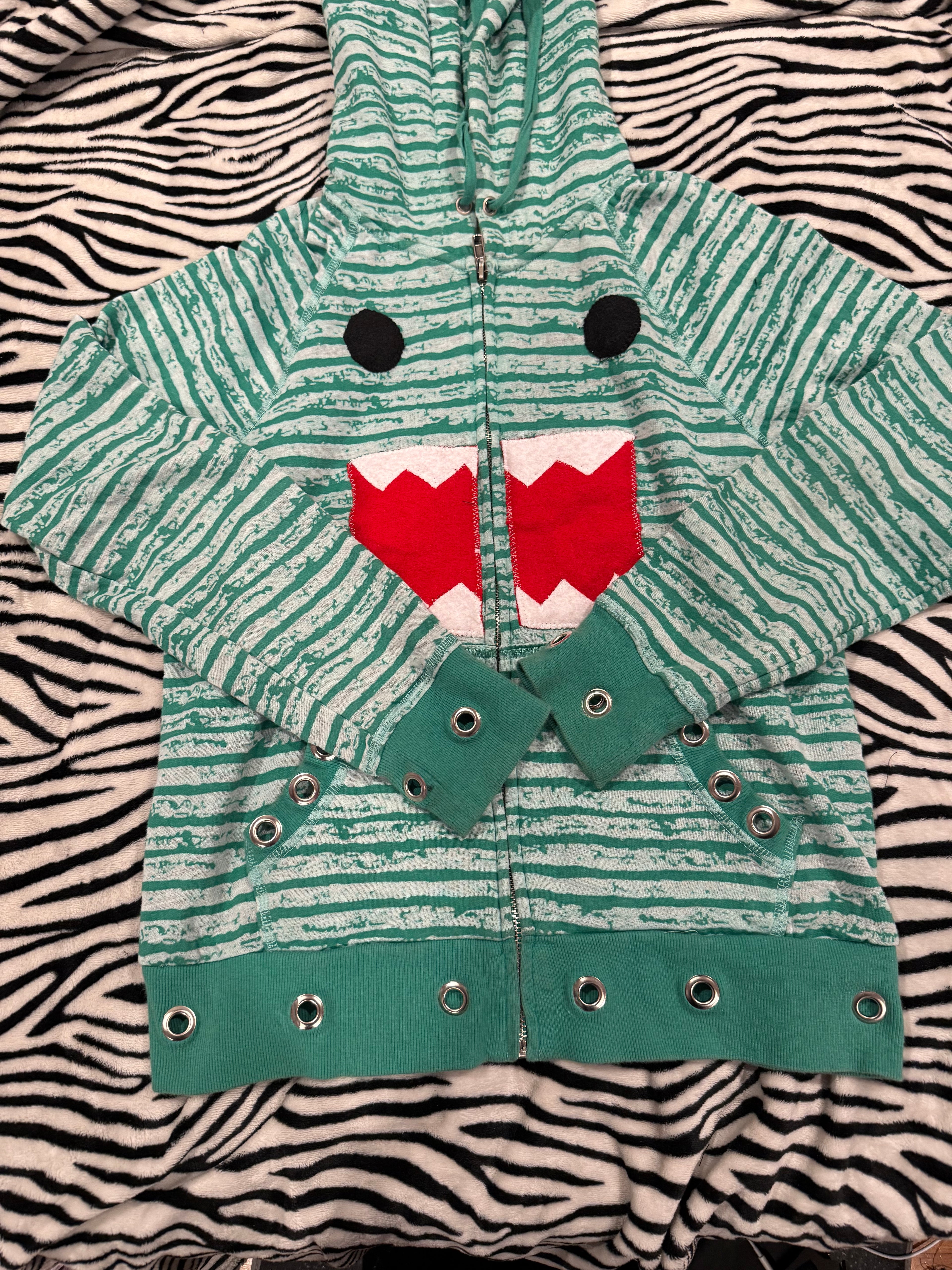 domo green striped zip up size s/m