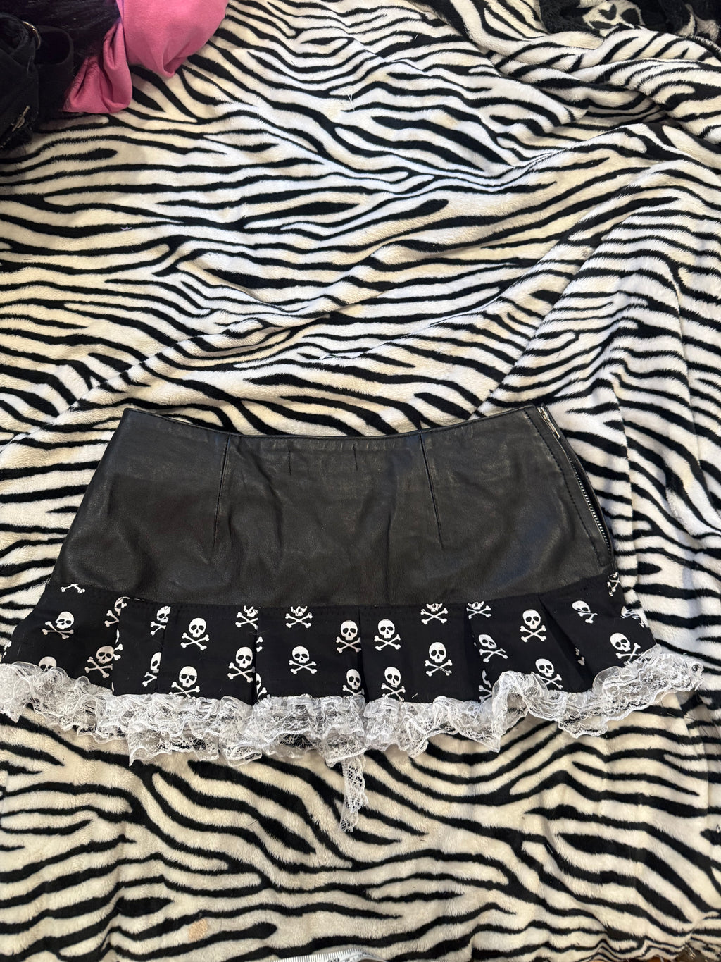 skull lace up leather skirt size xs