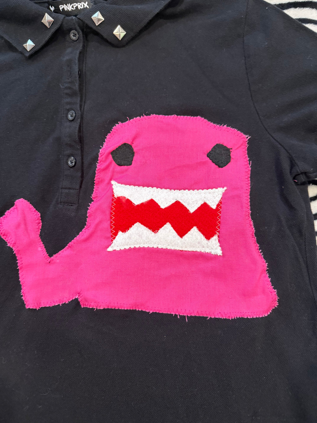 pink domo polo size m