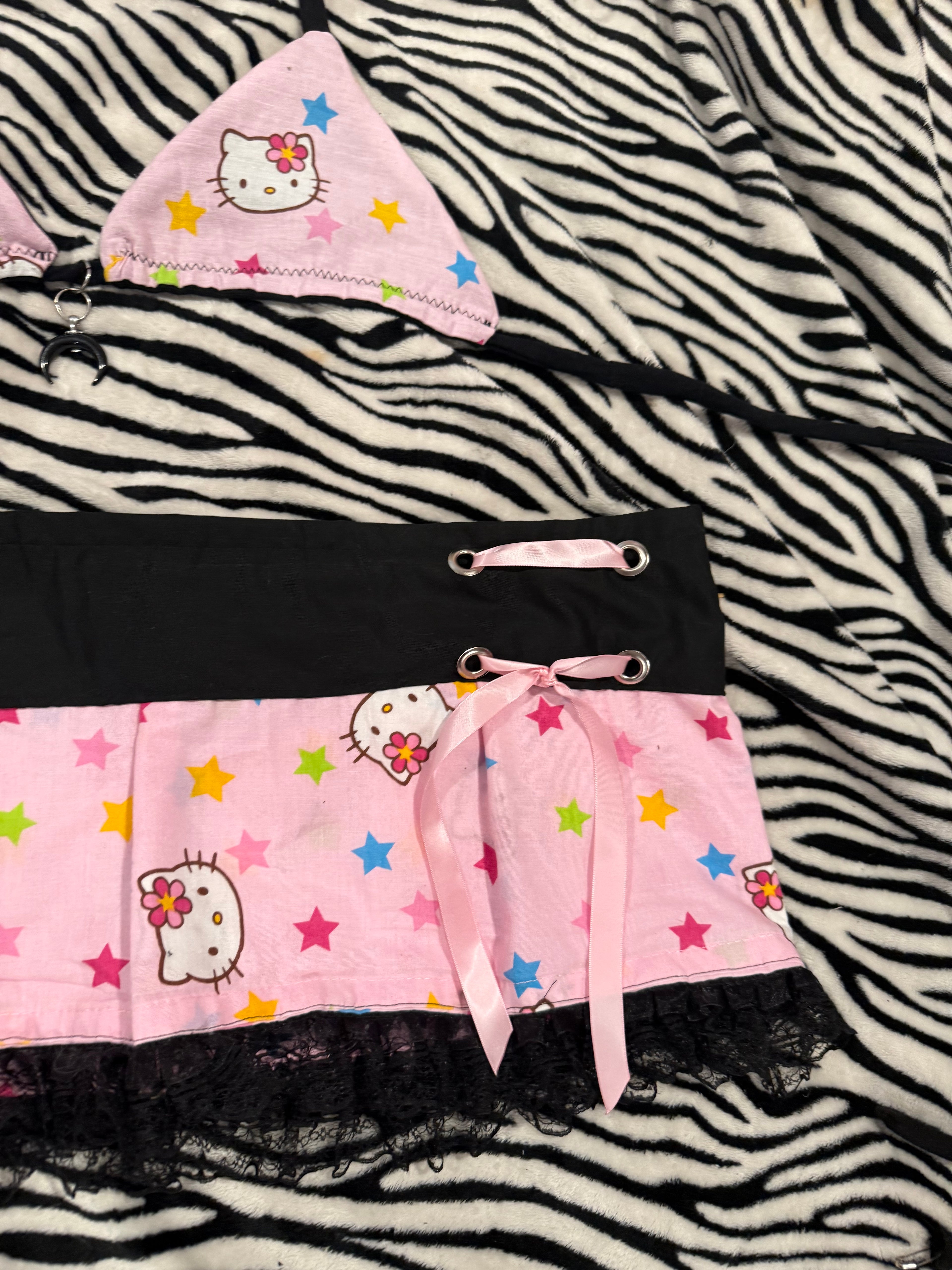 hello kitty set size 2xl