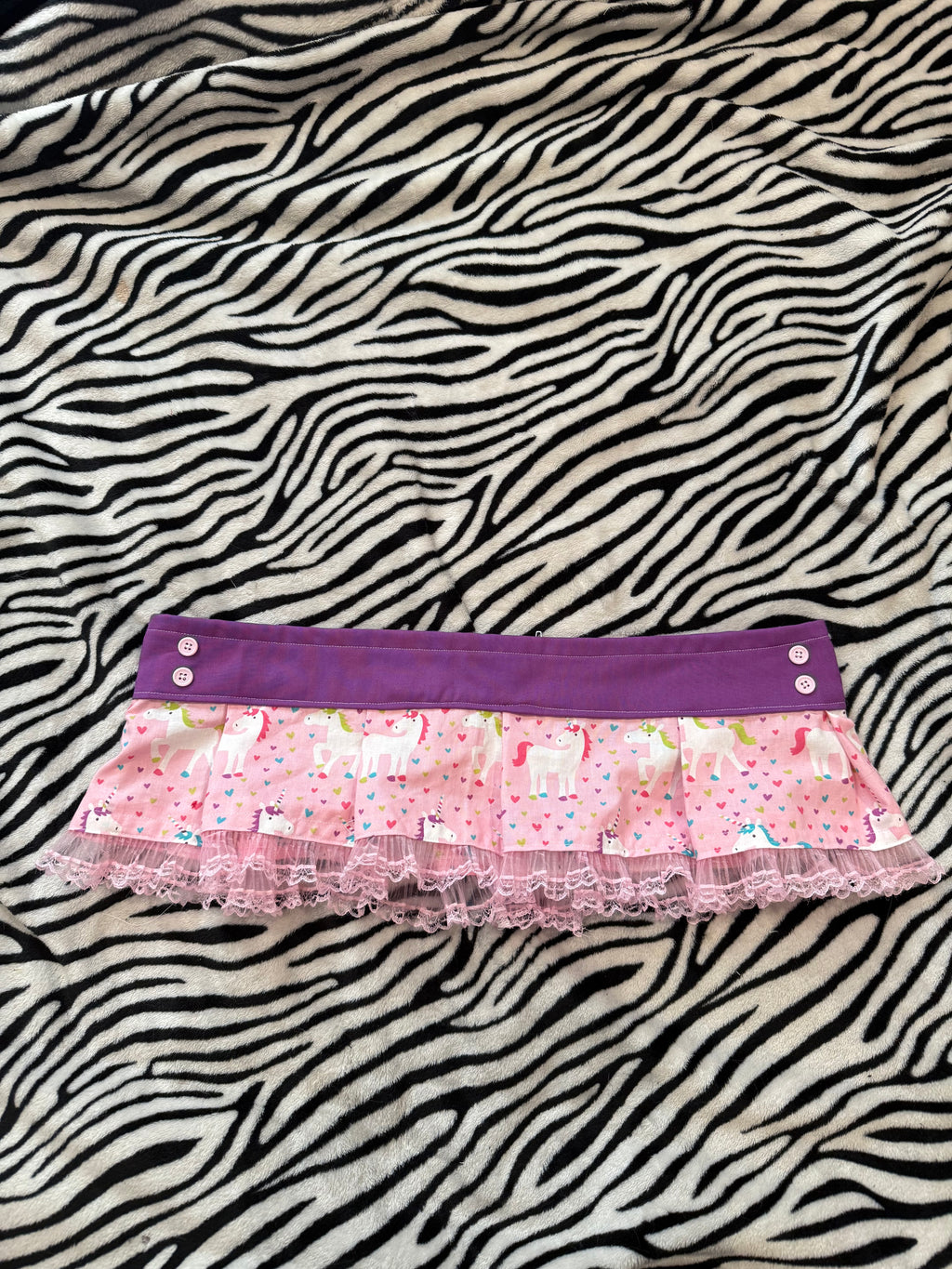 unicorn button skirt size m