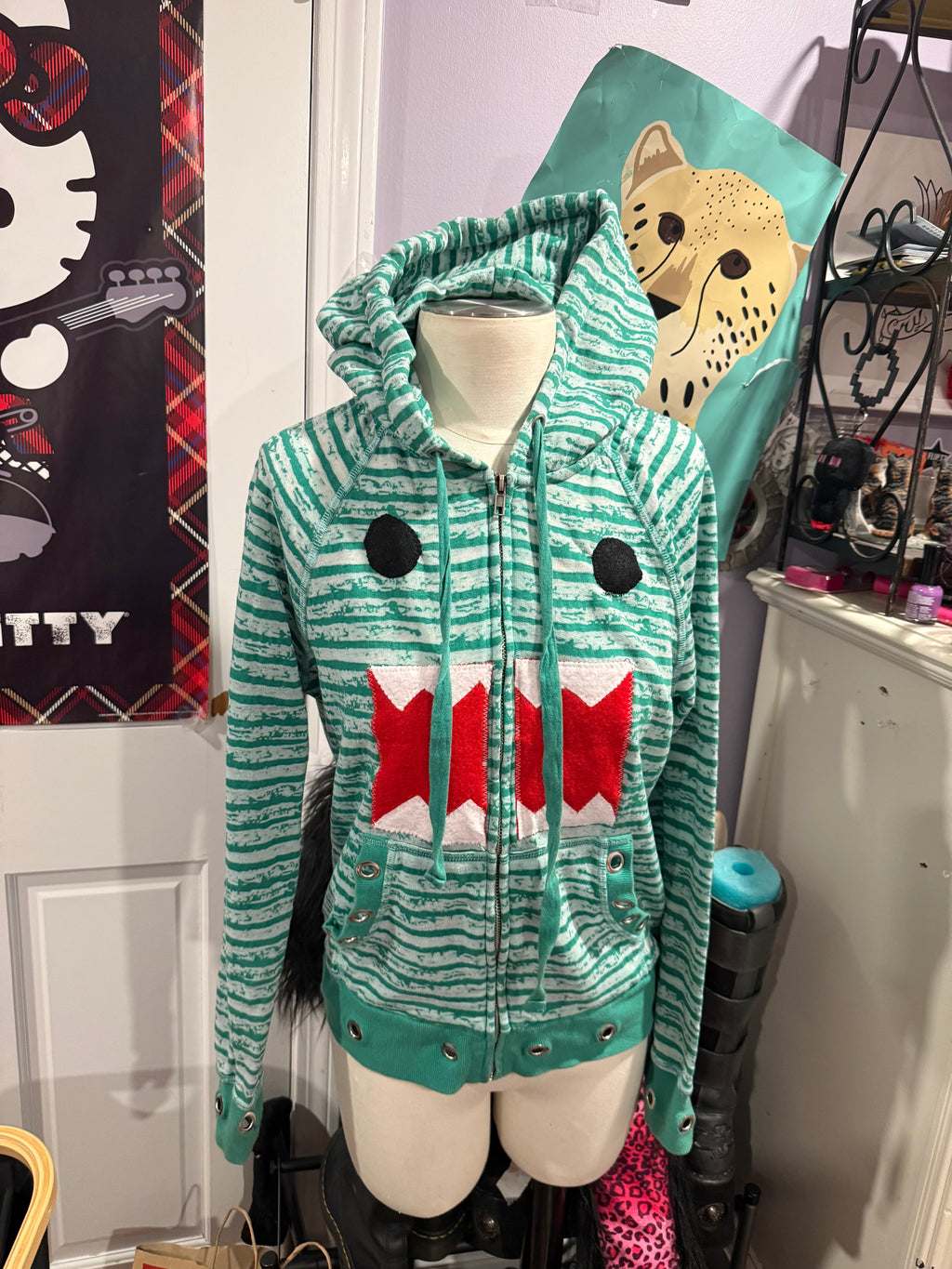 domo green striped zip up size s/m