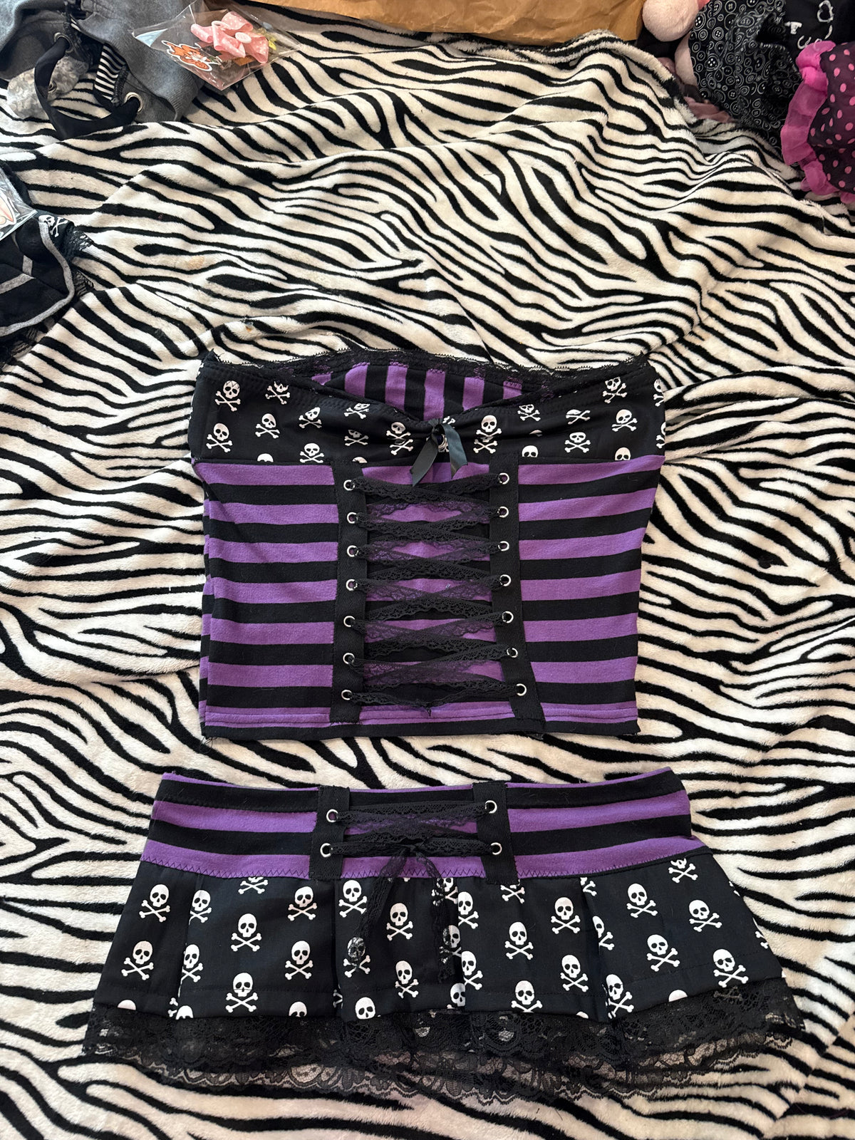 purple & black skull set size s