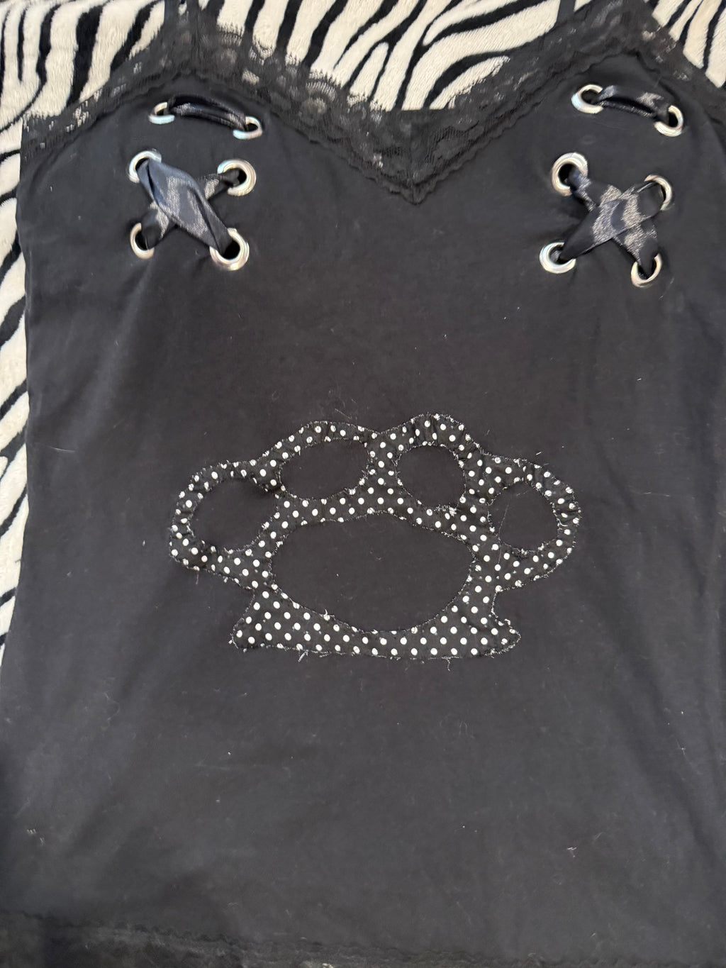 brass knuckle lace up tank size xl