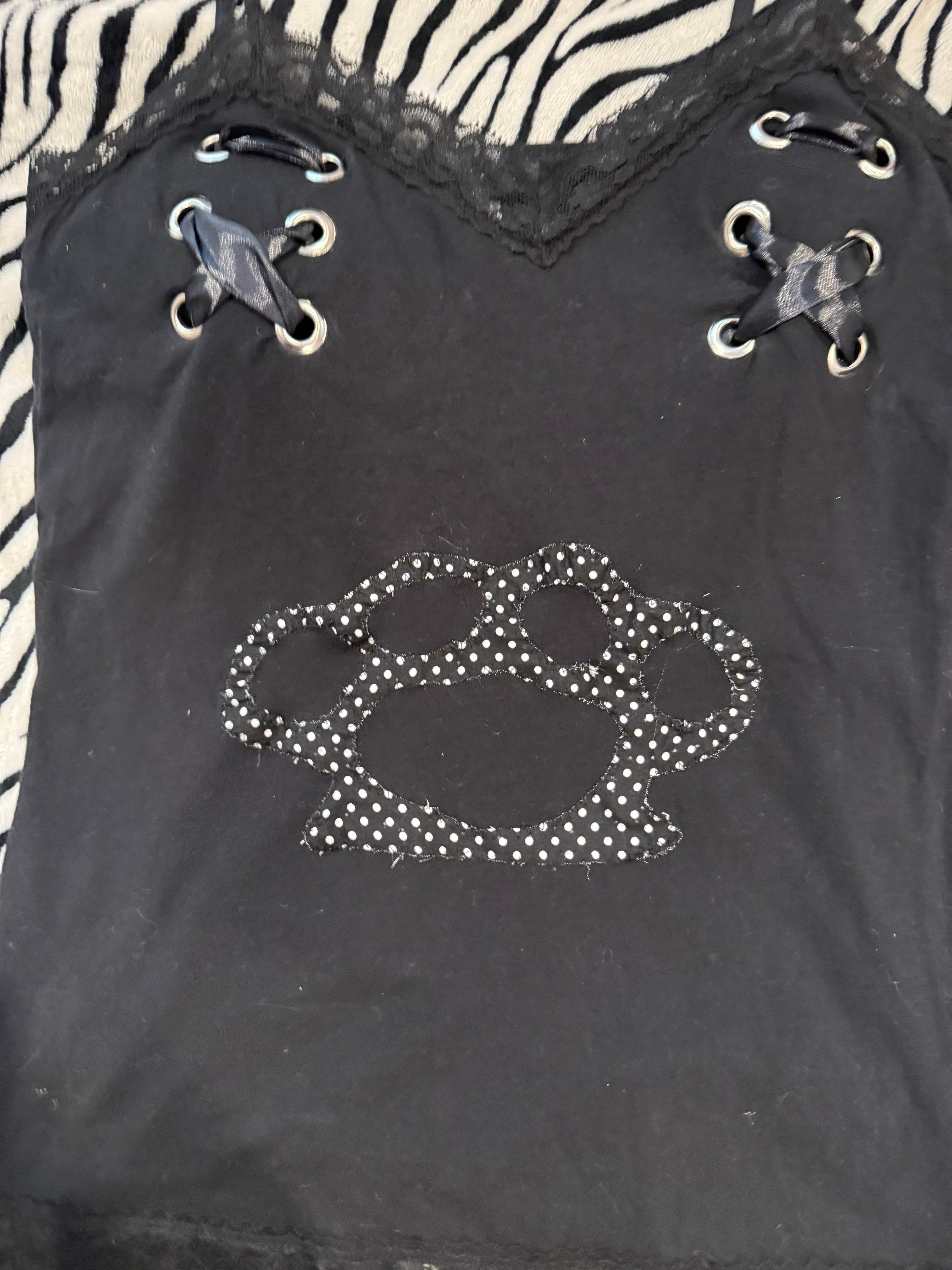 brass knuckle lace up tank size xl