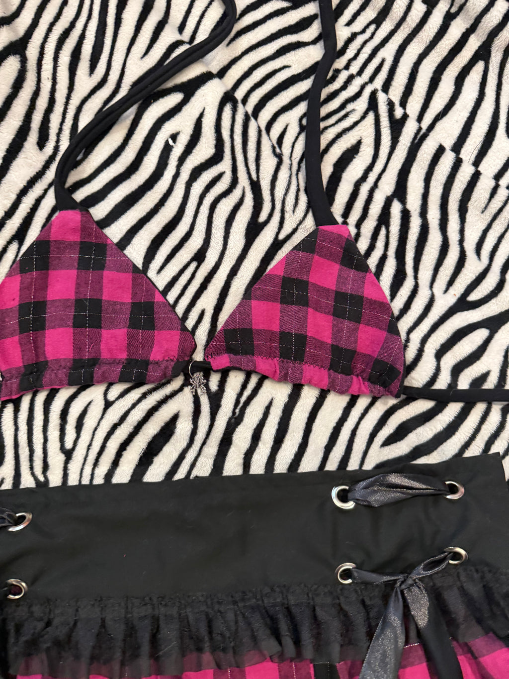 pink & black rave set size L