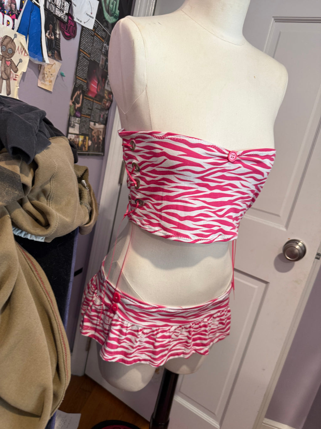 pink & white zebra set size s