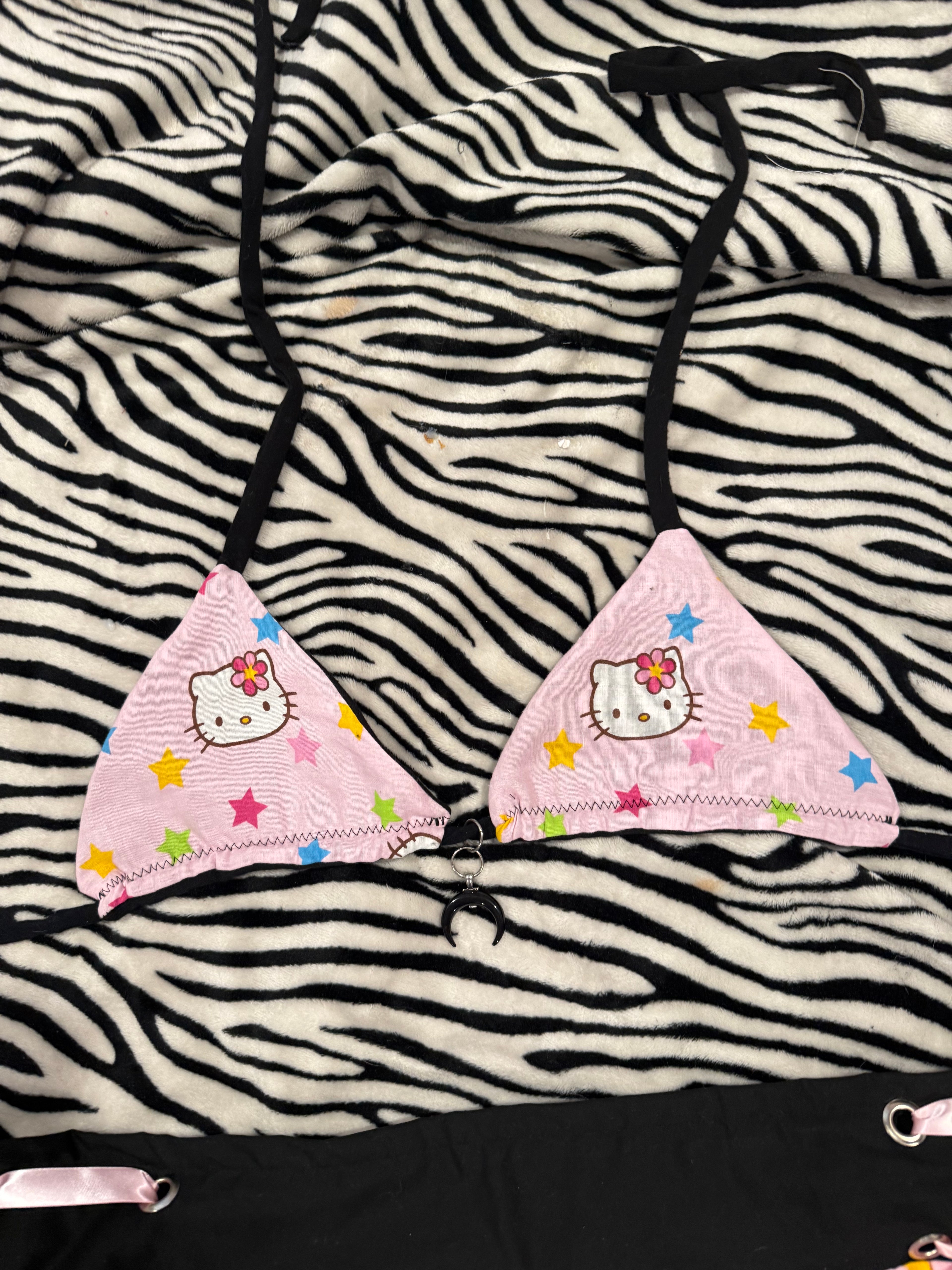 hello kitty set size 2xl