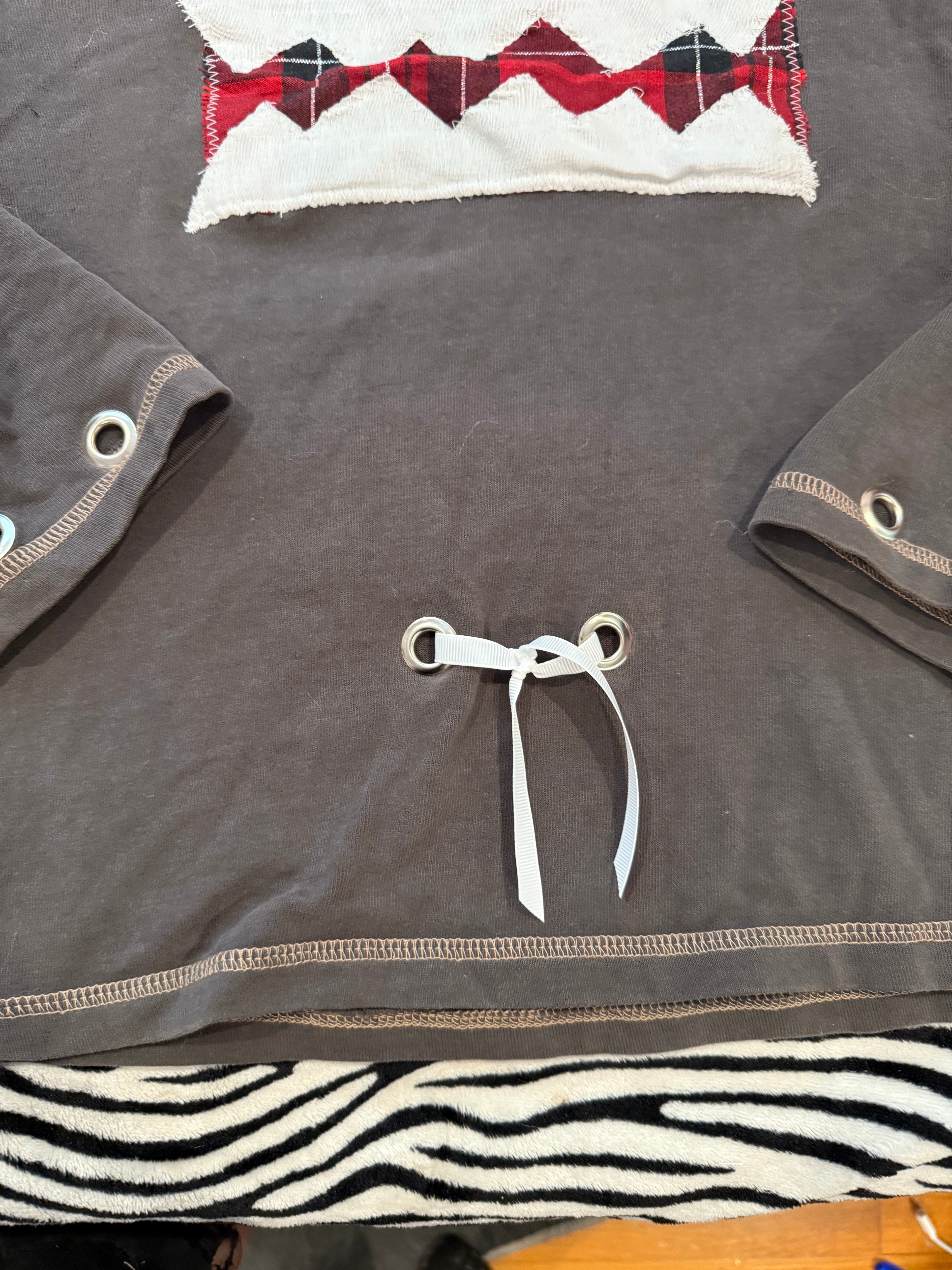 domo zip up size m men’s/ l women’s
