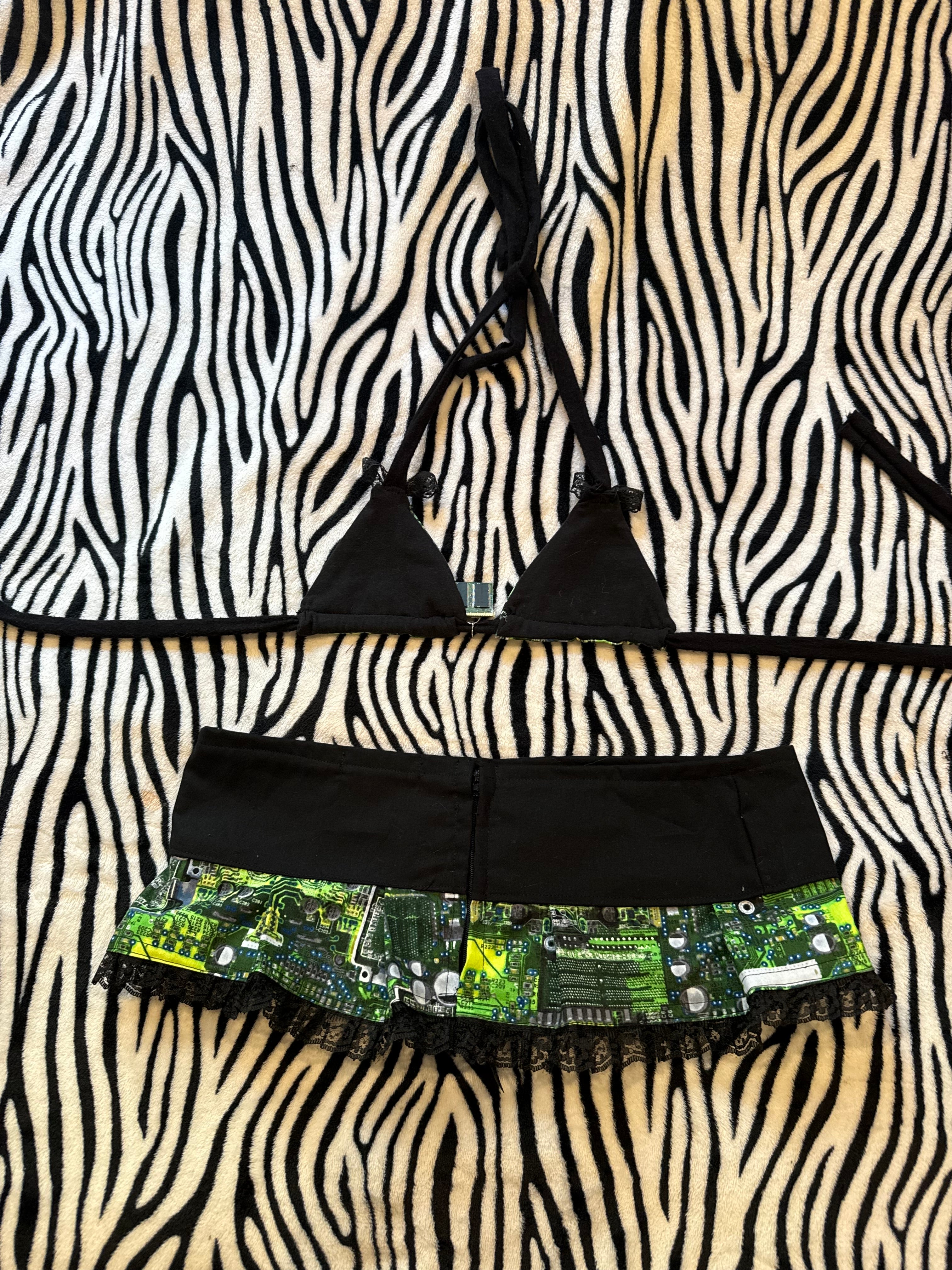 circuit board lace up rave set size xs
