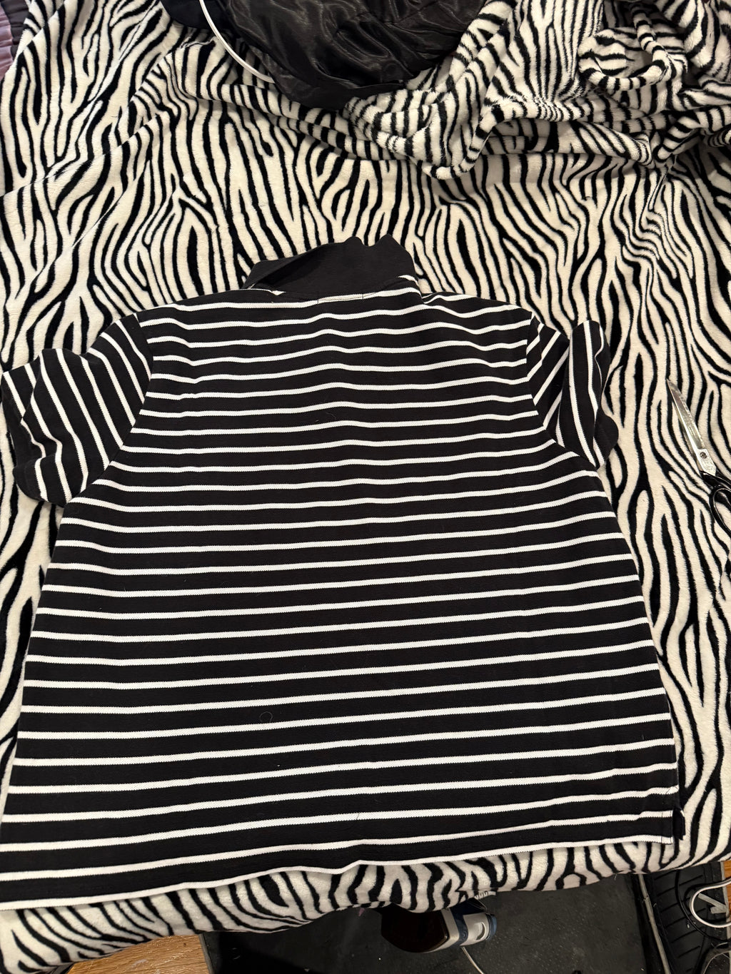 striped circuit board polo size xl