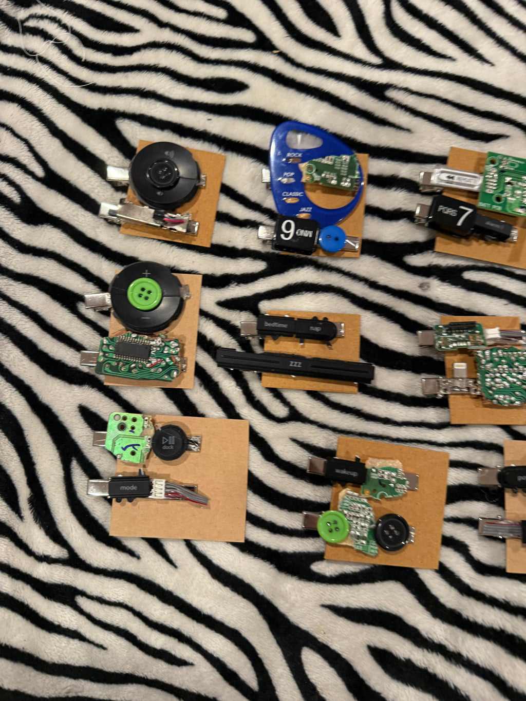 electronic hair clips