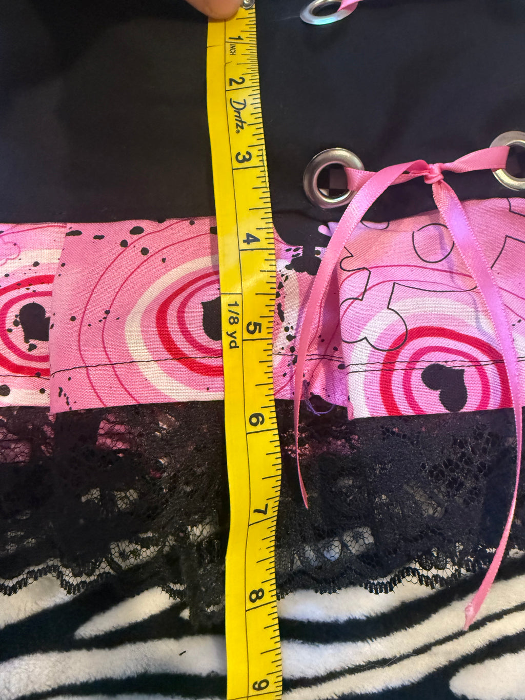 pink & black skull micro skirt size xs