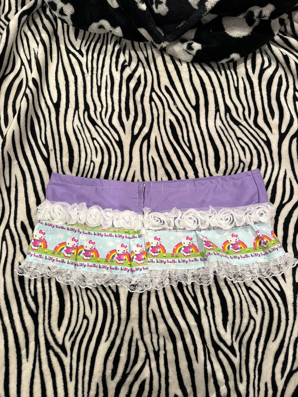 hello kitty ruffle skirt size m
