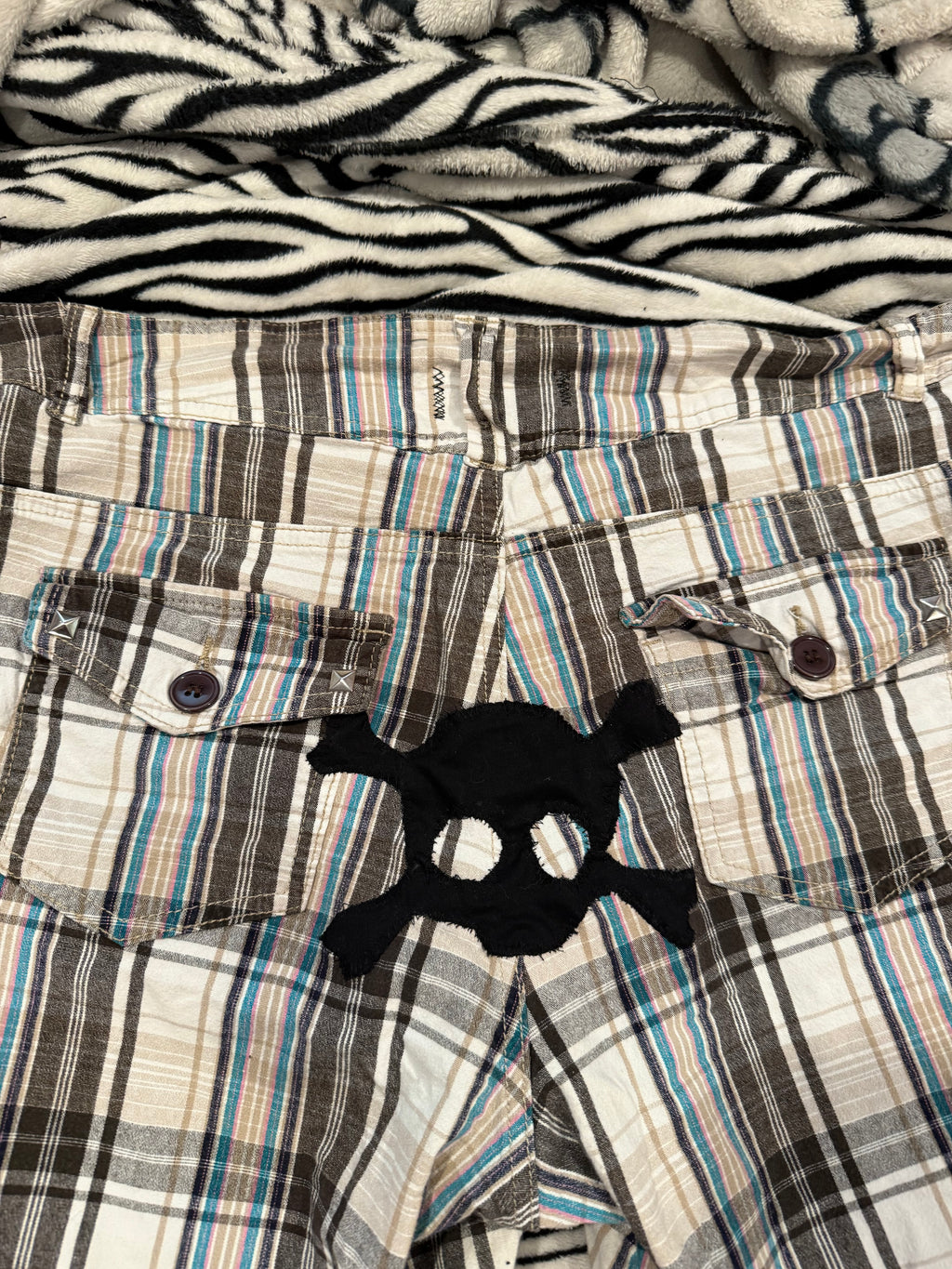 plaid skull shorts size 2xl