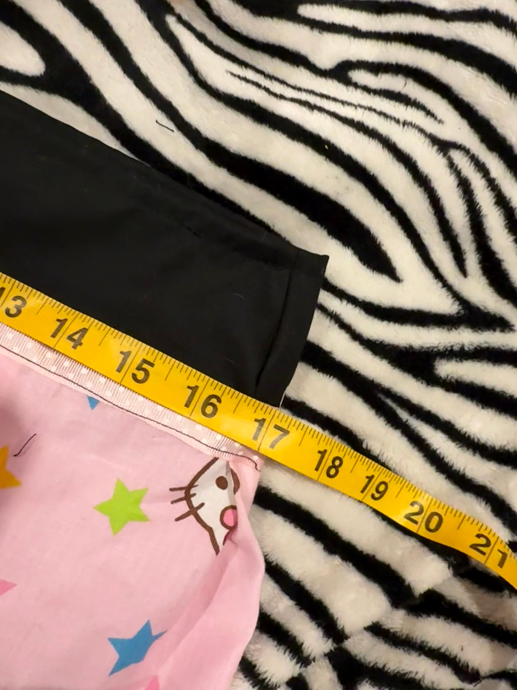 hello kitty skirt size s
