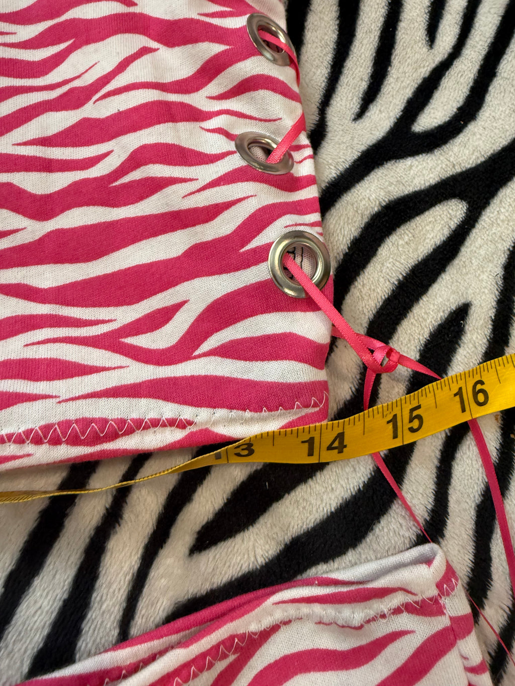 pink & white zebra set size s