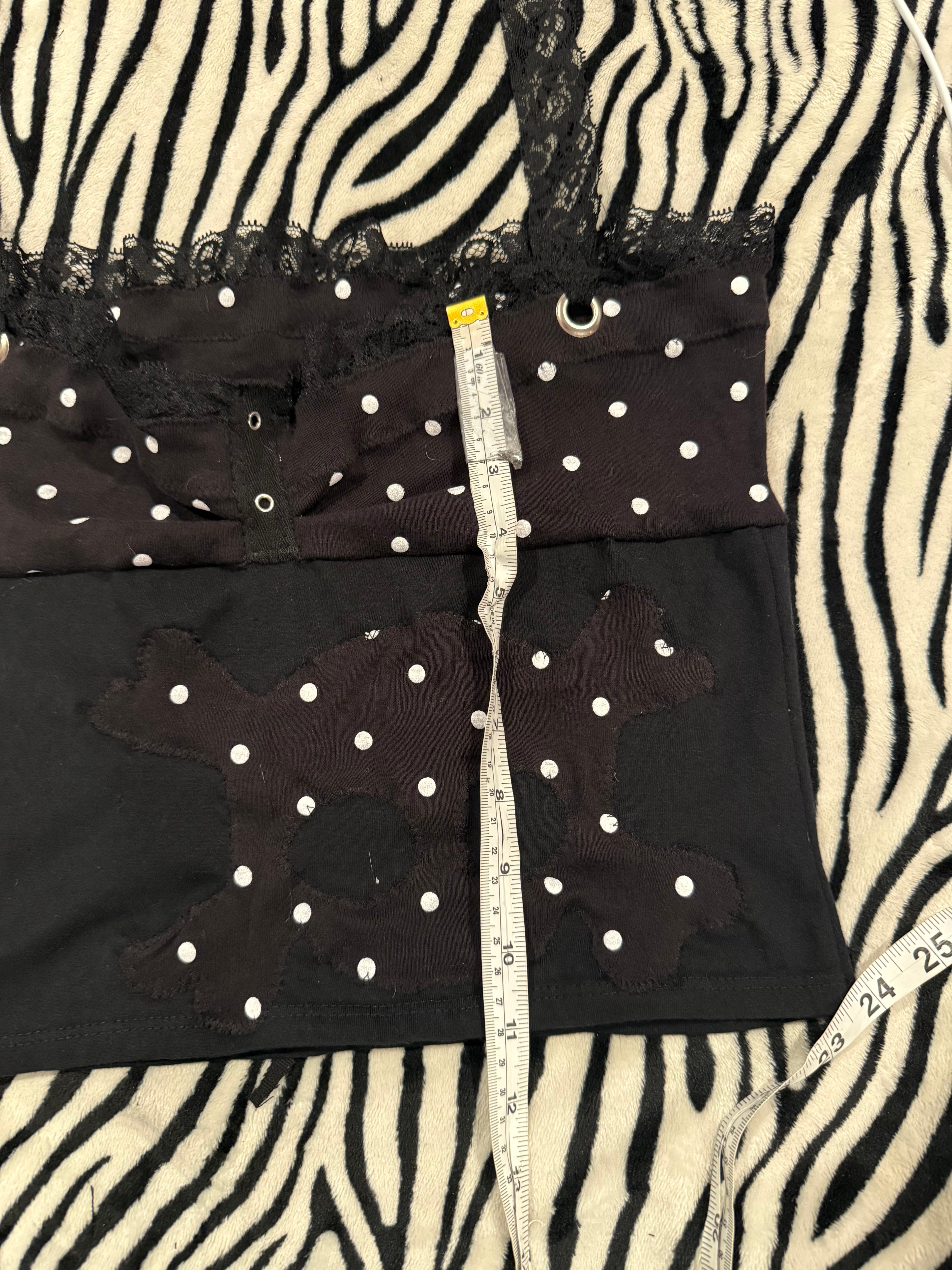 polka dot skull top size m